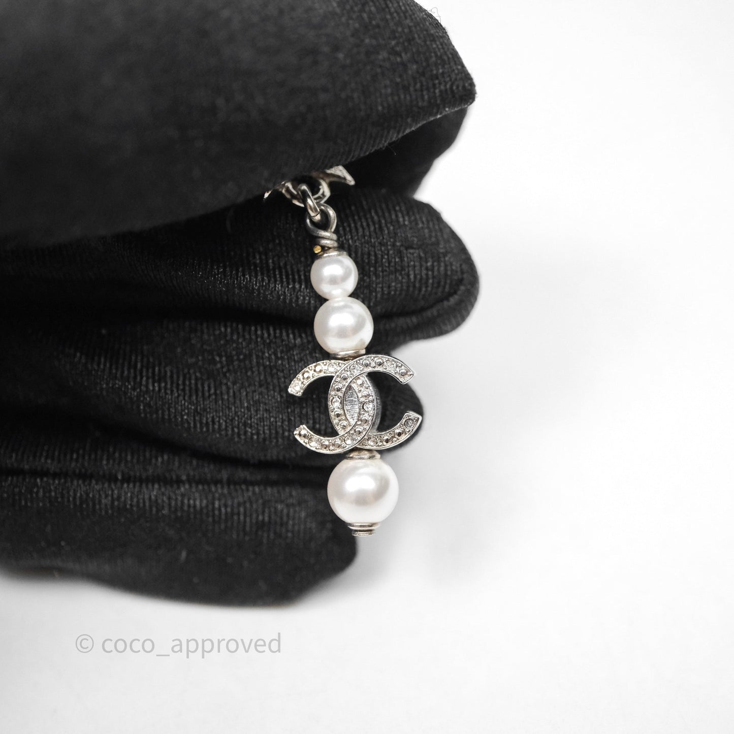 Chanel Crystal Pearl CC Star Drop Earrings Silver 20P