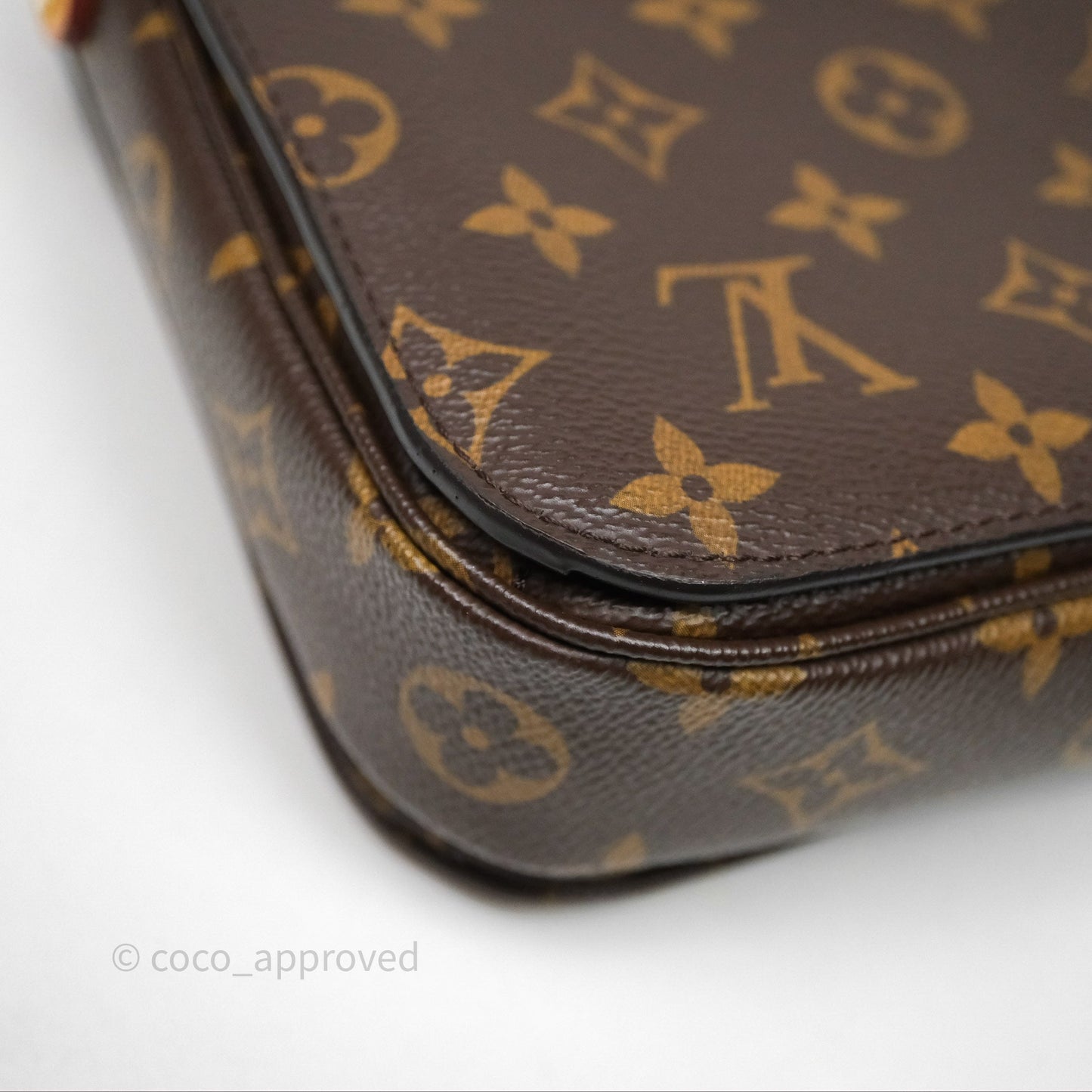 Louis Vuitton Pochette Metis Monogram