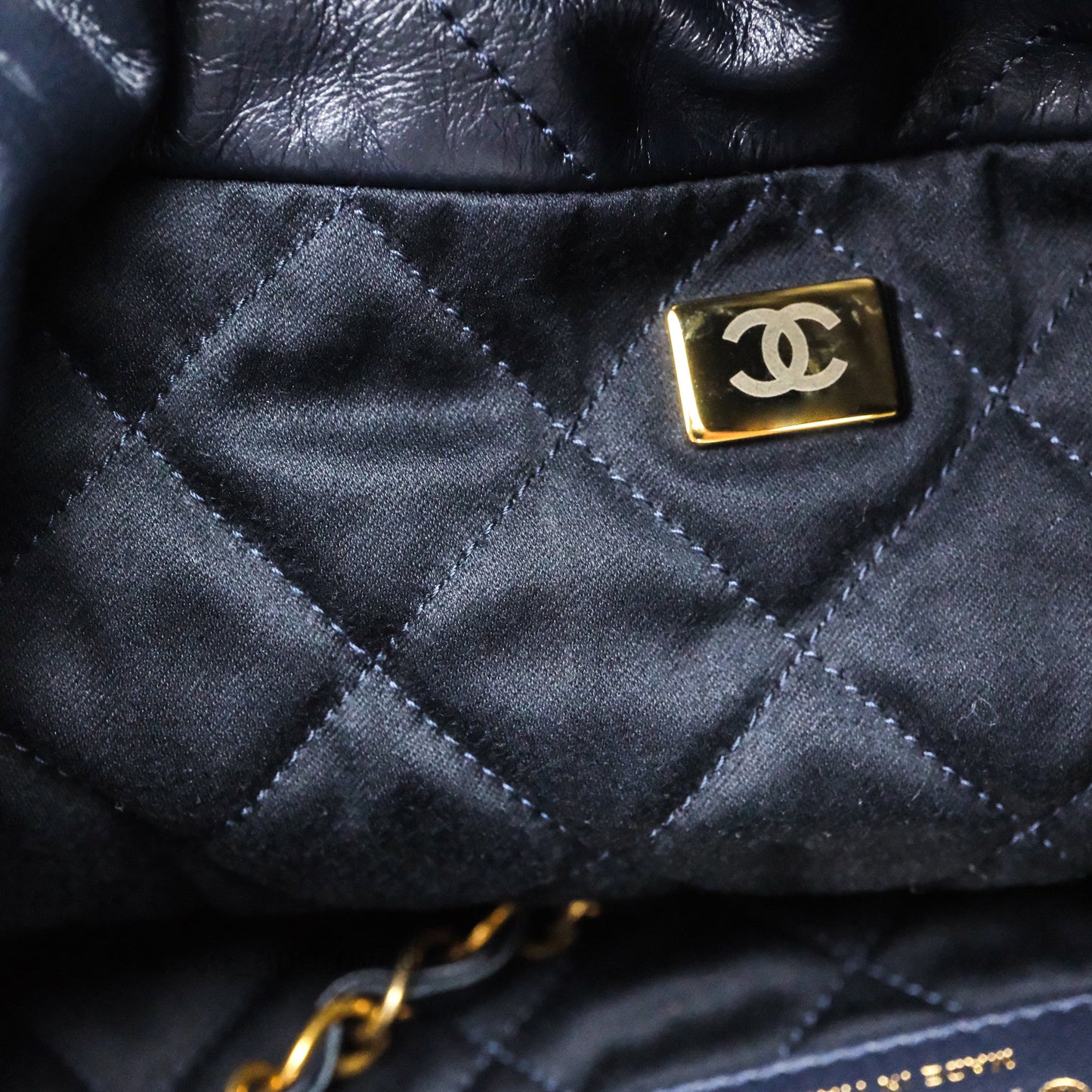 Chanel 22 Small Metallic Midnight Blue Aged Calfskin Midnight Blue/Silver Hardware