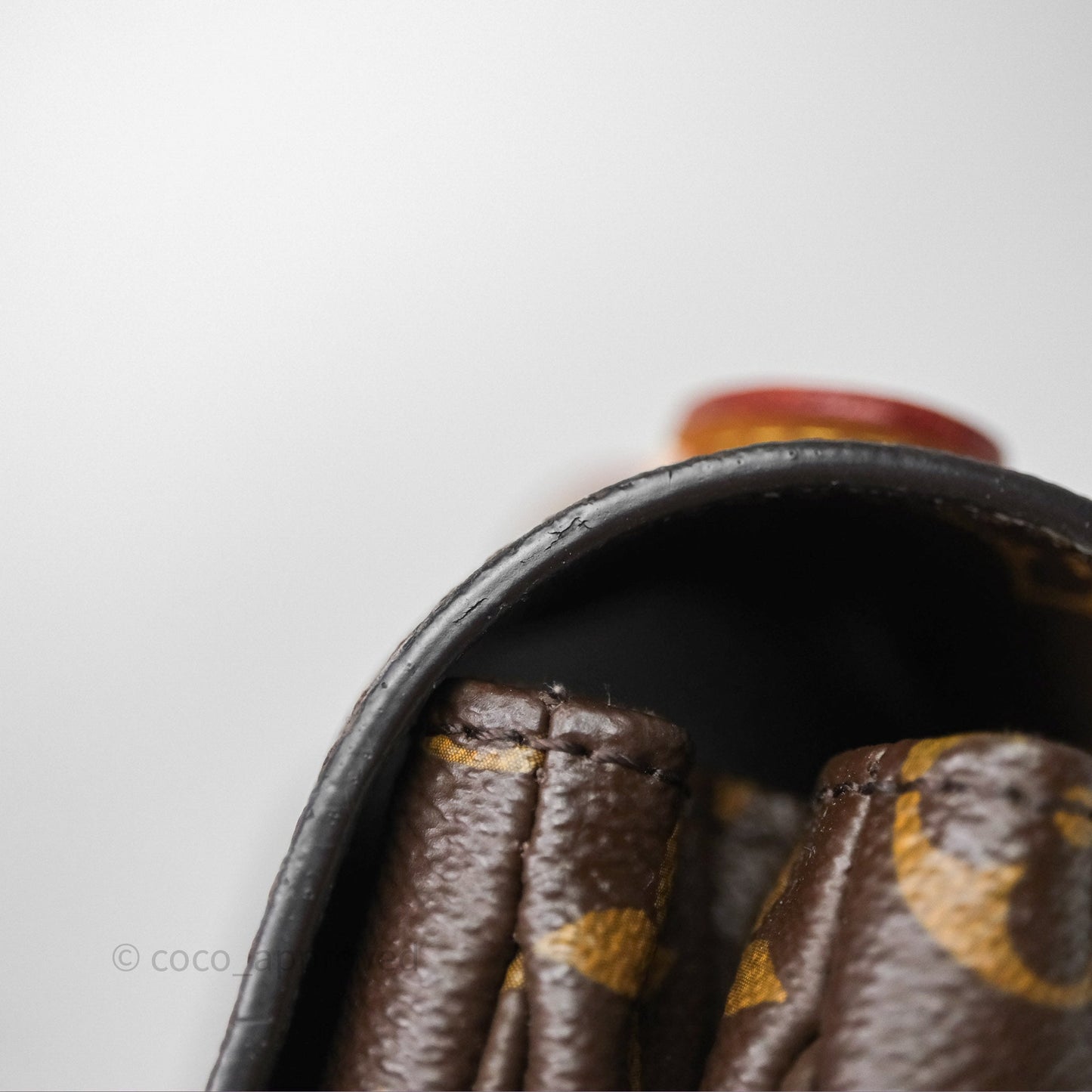Louis Vuitton Pochette Metis Monogram