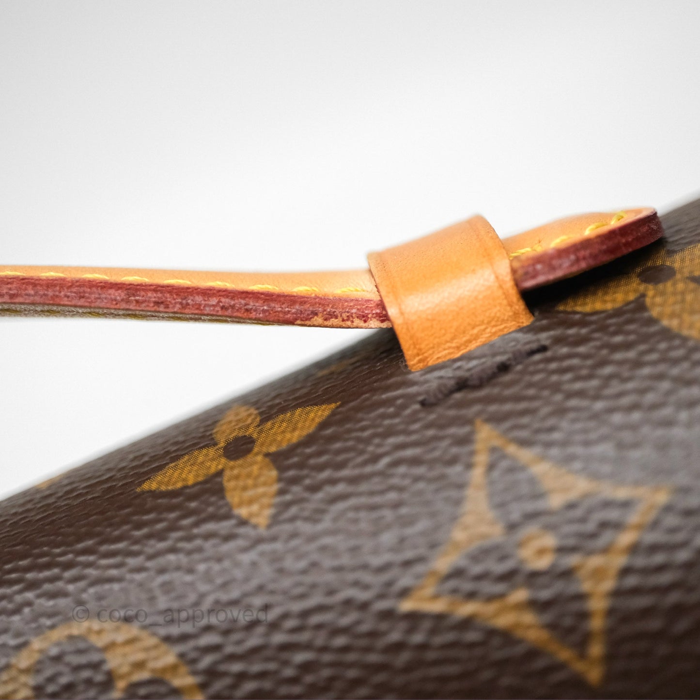 Louis Vuitton Pochette Metis Monogram