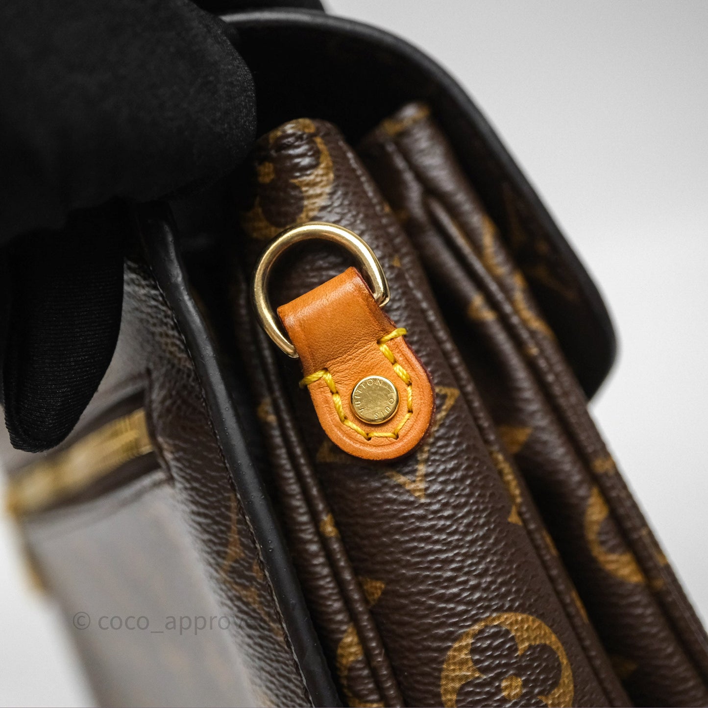 Louis Vuitton Pochette Metis Monogram