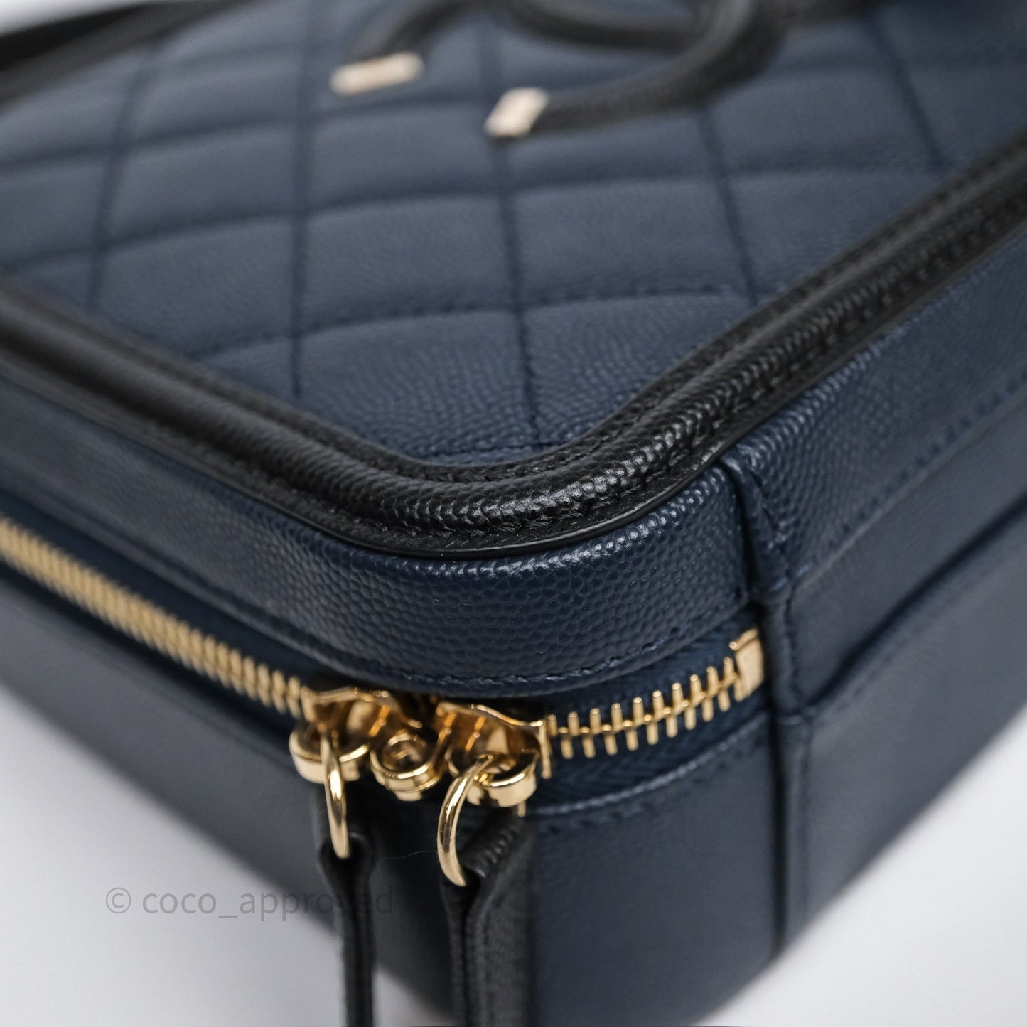 Chanel Quilted Medium CC Filigree Vanity Case Dark Navy Caviar Gold Hardware