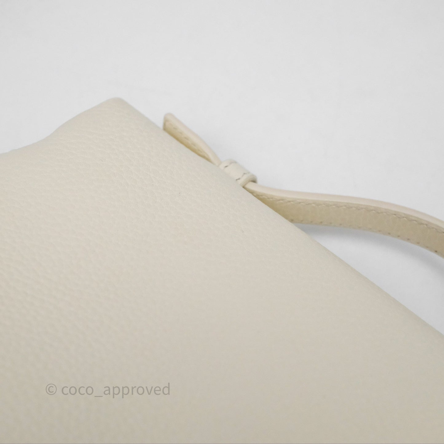 Loro Piana Extra Pocket L19 Ivory White Grained Calfskin