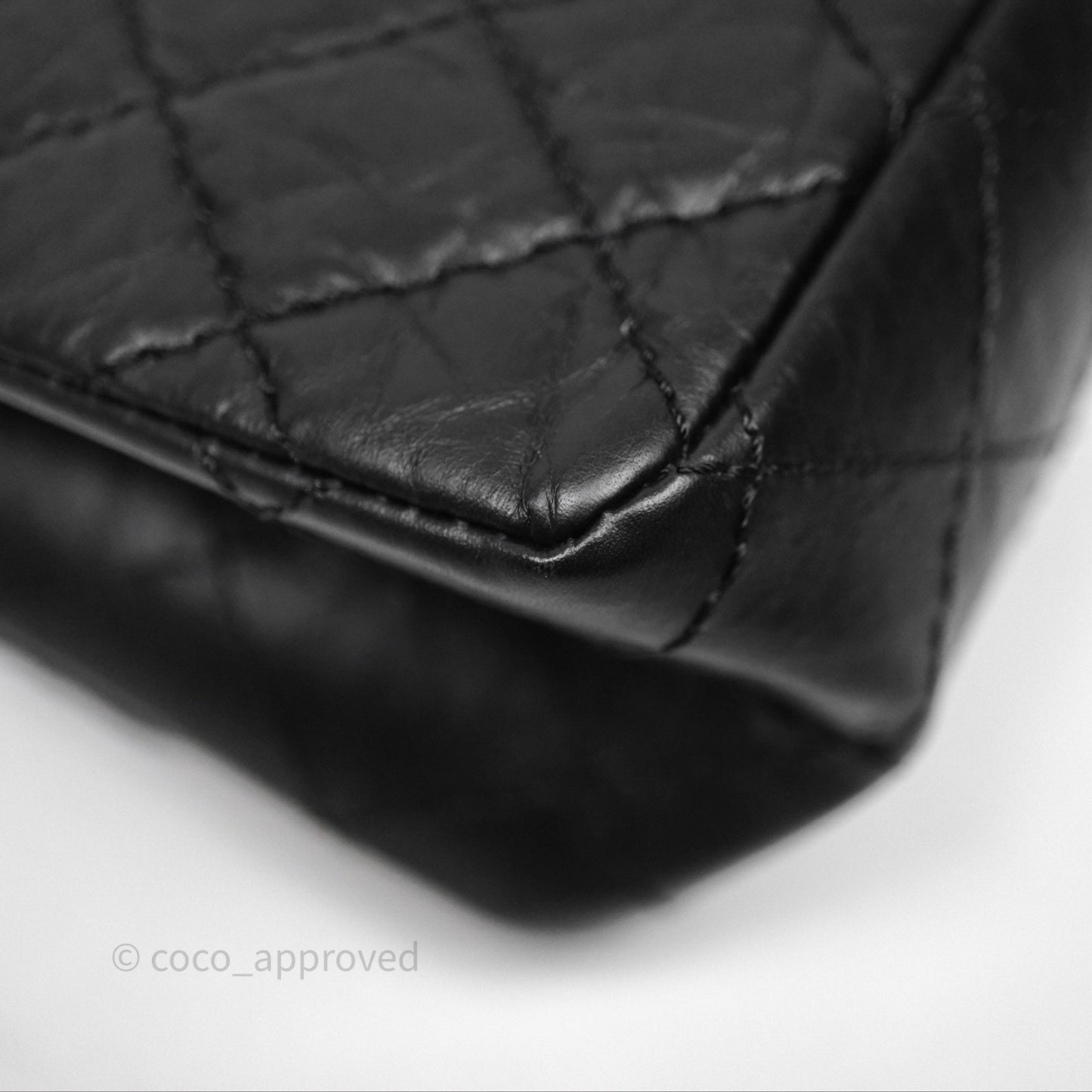 Chanel Reissue 226 Quilted Aged Calfskin Black Aged Gold Hardware