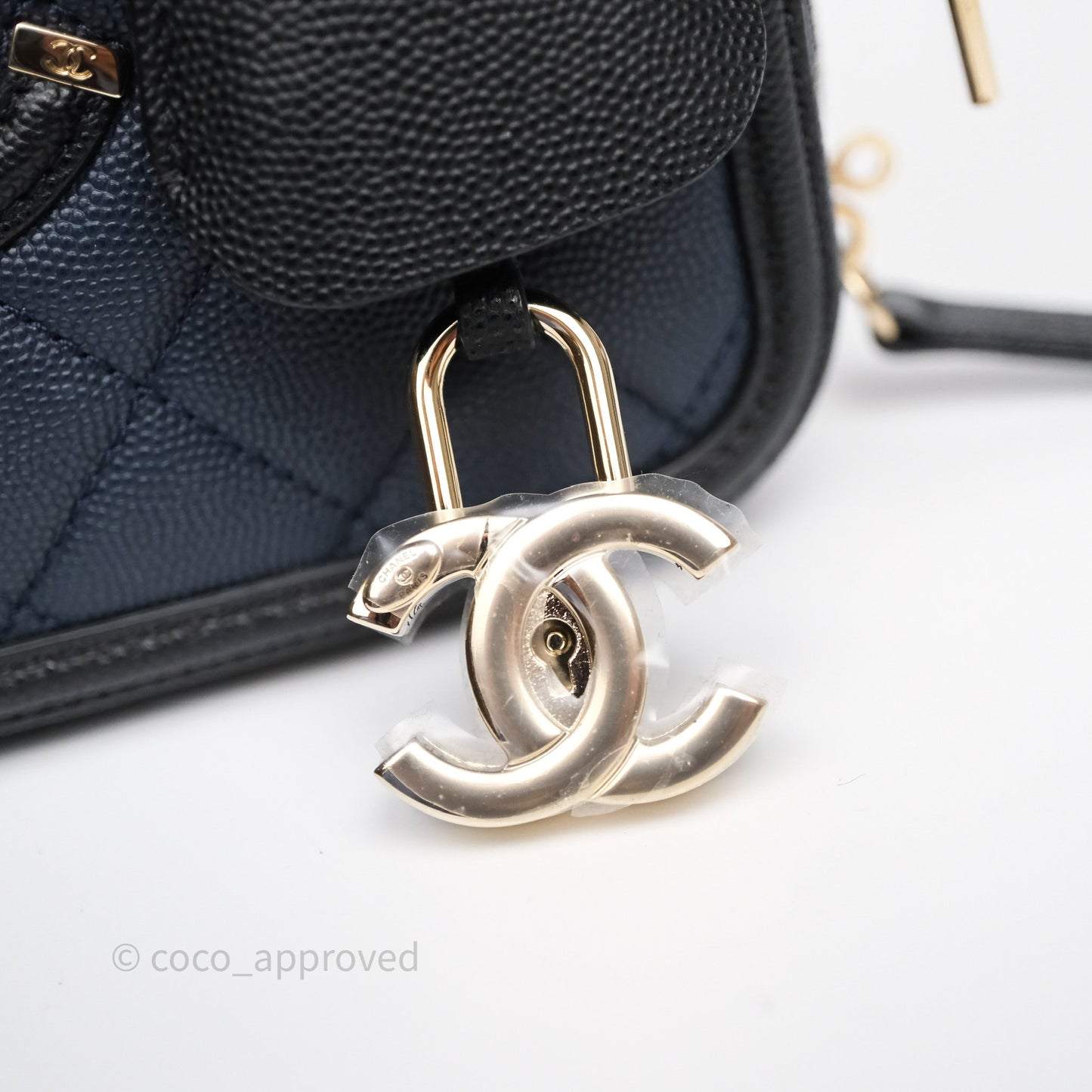 Chanel Quilted Medium CC Filigree Vanity Case Dark Navy Caviar Gold Hardware