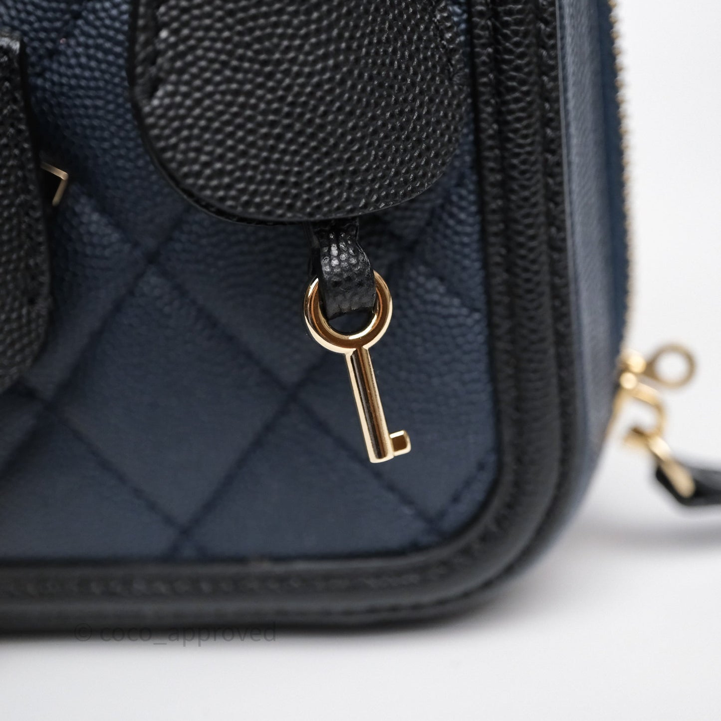 Chanel Quilted Medium CC Filigree Vanity Case Dark Navy Caviar Gold Hardware