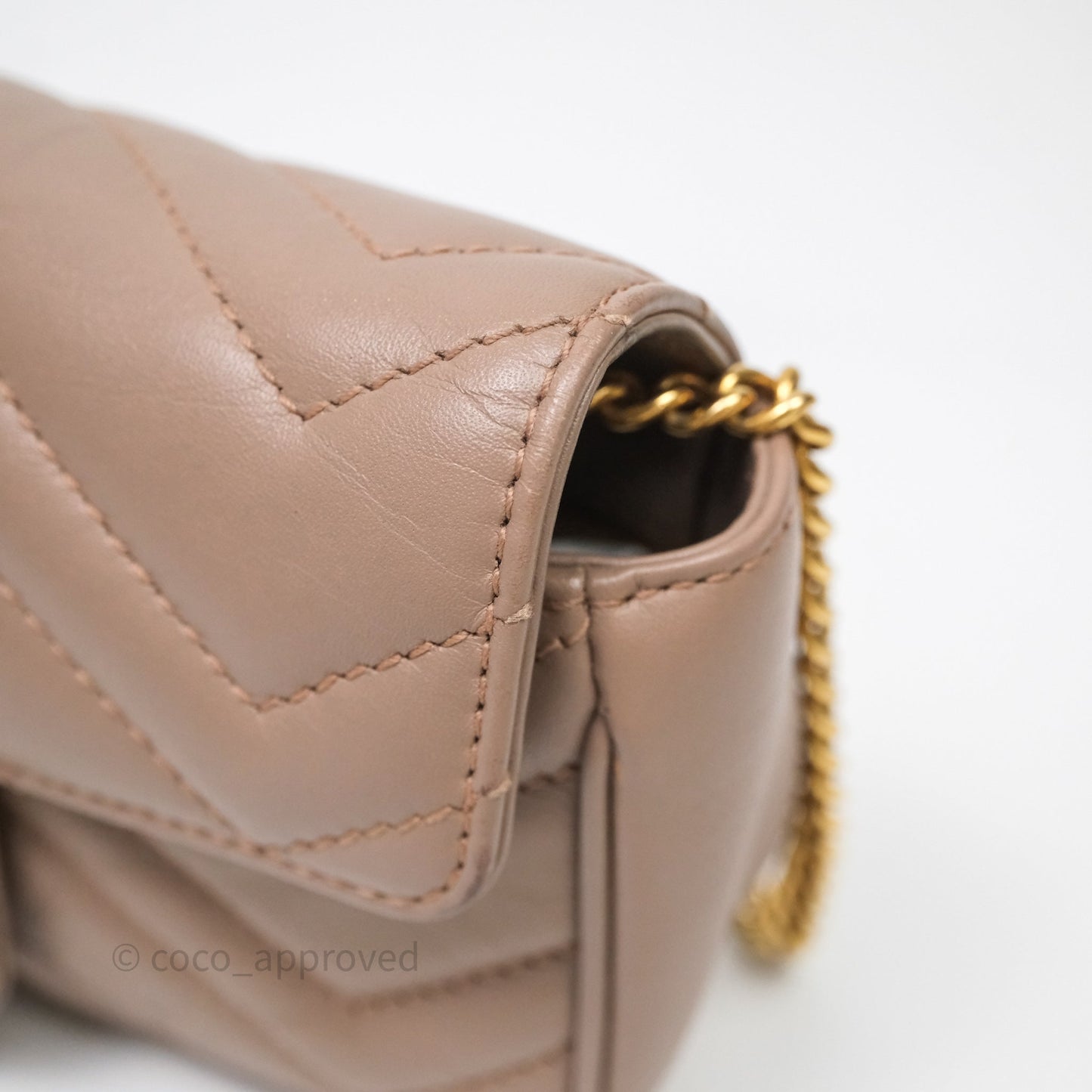 Gucci GG Marmont Matelassé Leather Super Mini Bag Dusty Pink