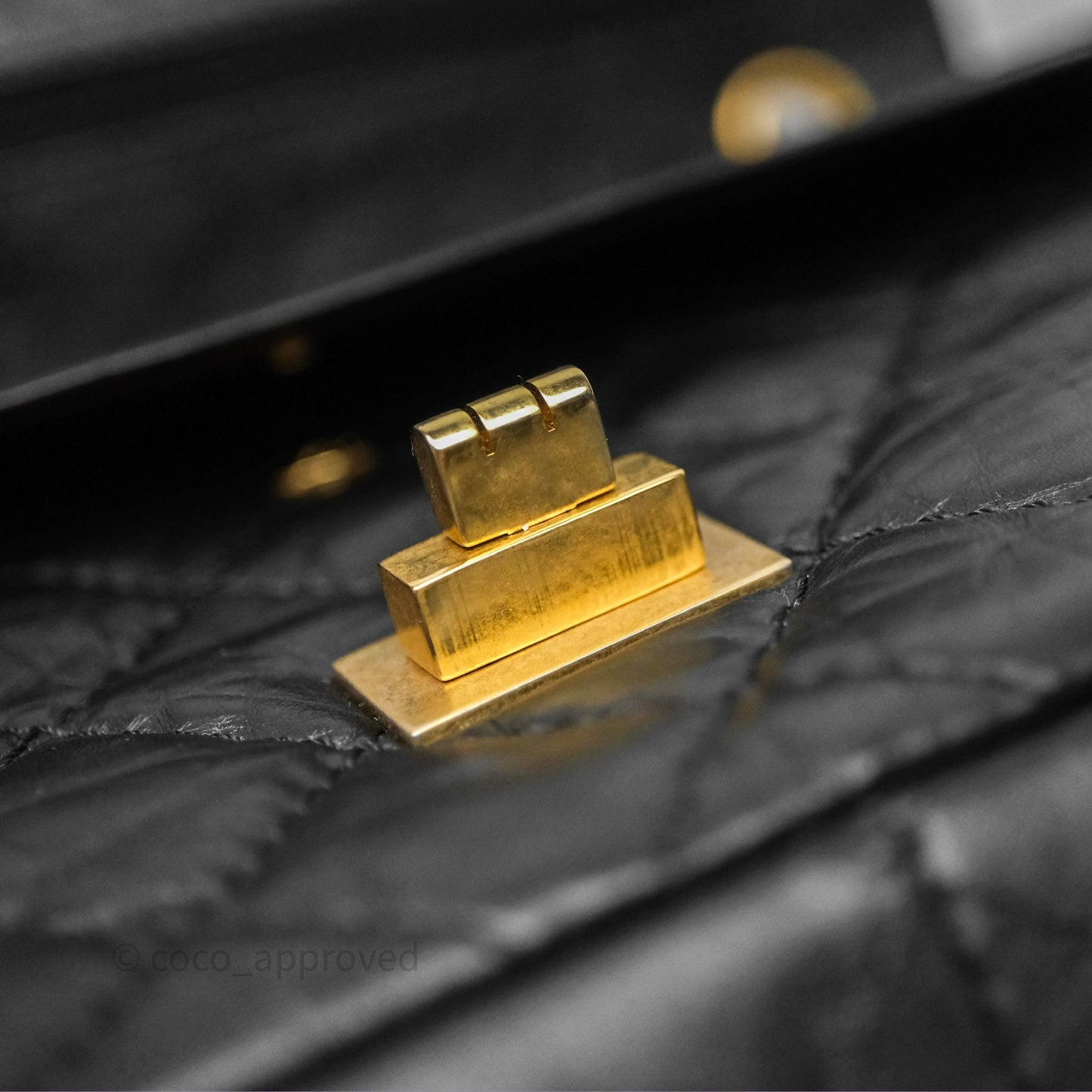 Chanel Reissue 226 Quilted Aged Calfskin Black Aged Gold Hardware