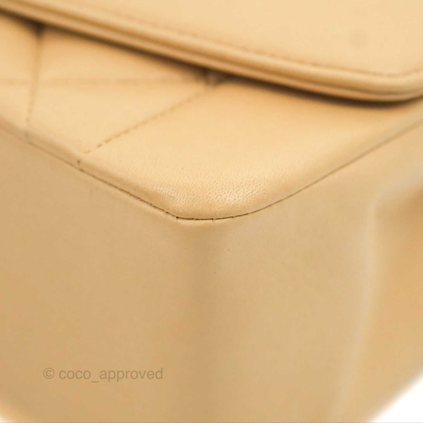 Chanel Vintage Small Quilted Classic Diana Flap Bag Beige Lambskin 24K Gold Hardware