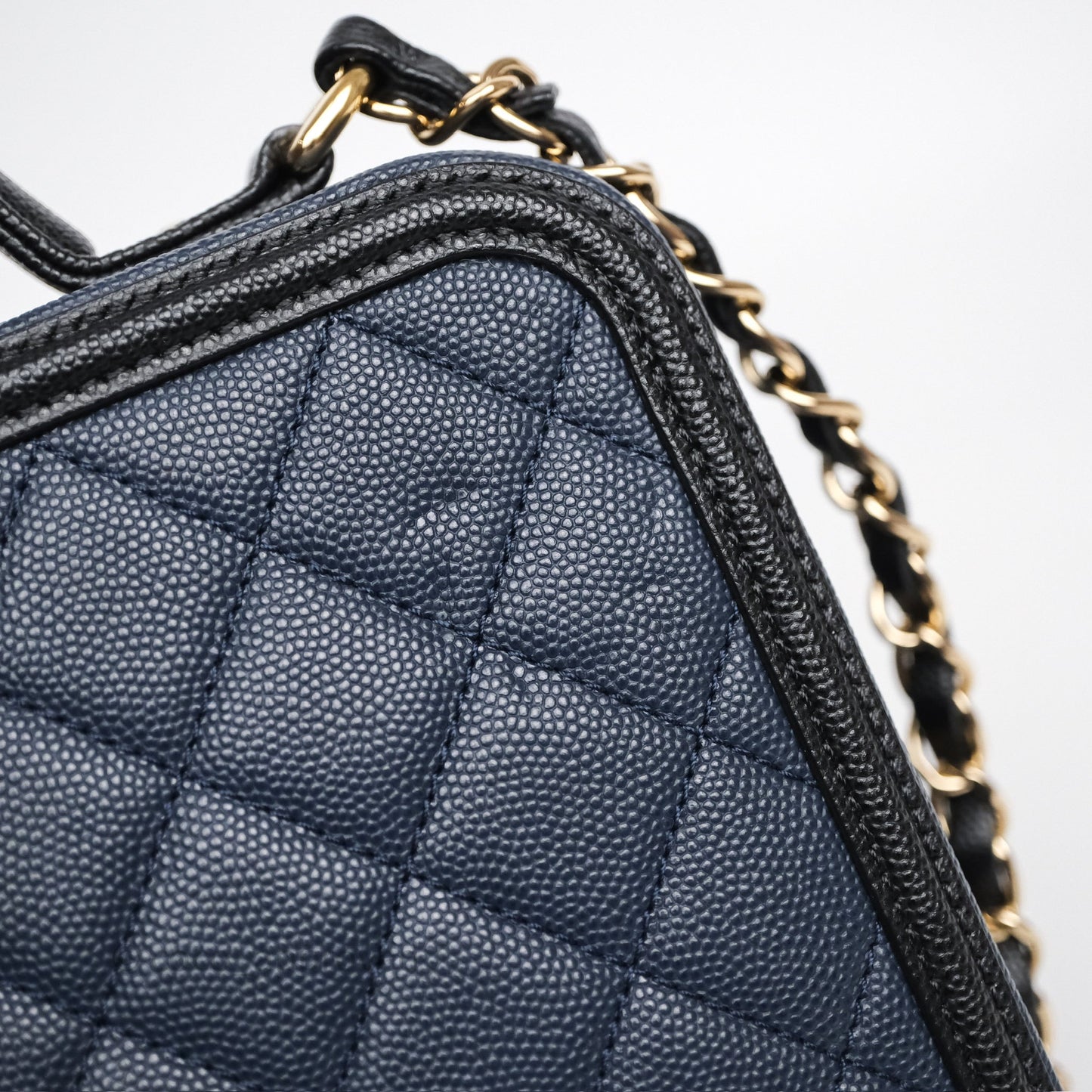 Chanel Quilted Medium CC Filigree Vanity Case Dark Navy Caviar Gold Hardware