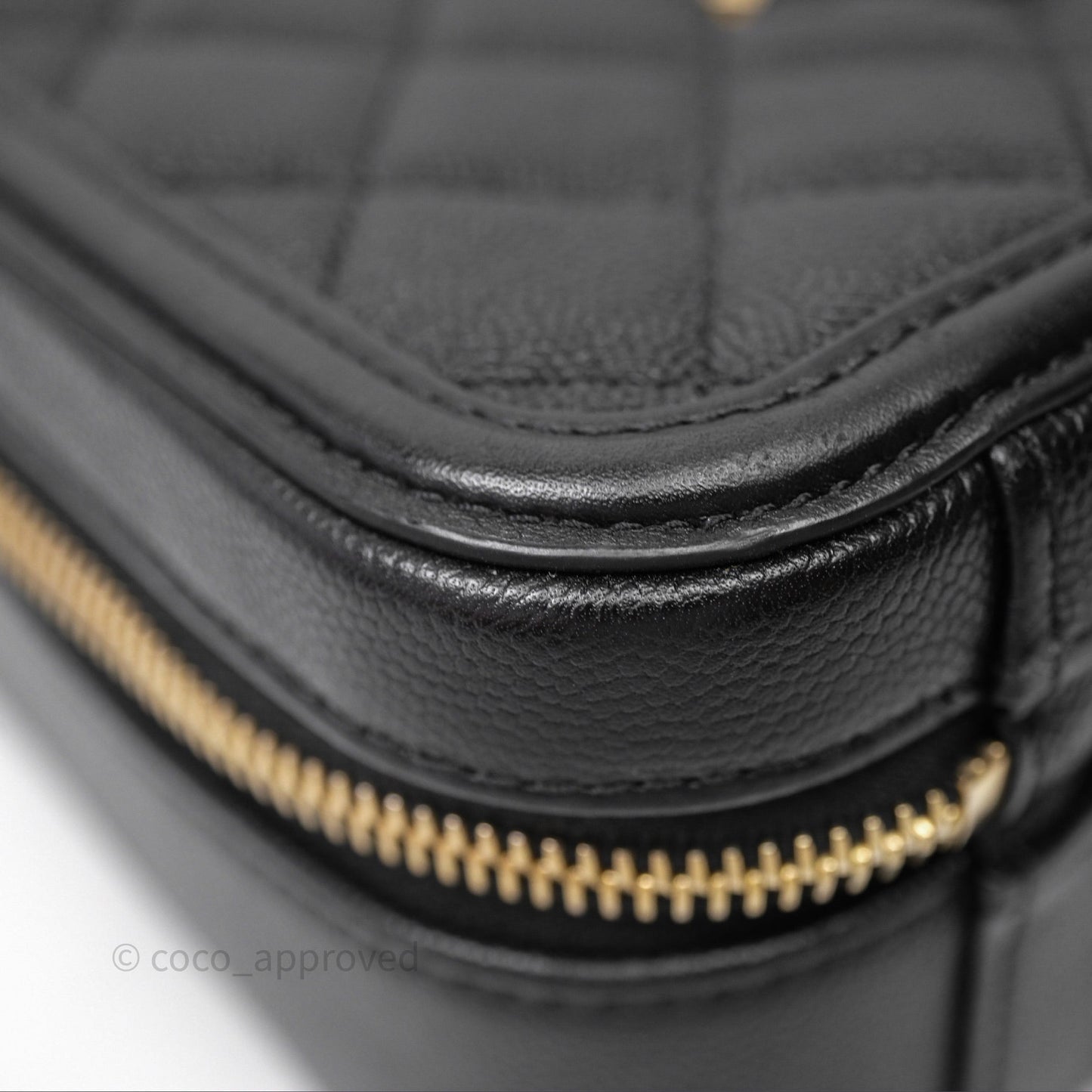 Chanel Quilted Medium CC Filigree Vanity Case Black Caviar Aged Gold Hardware