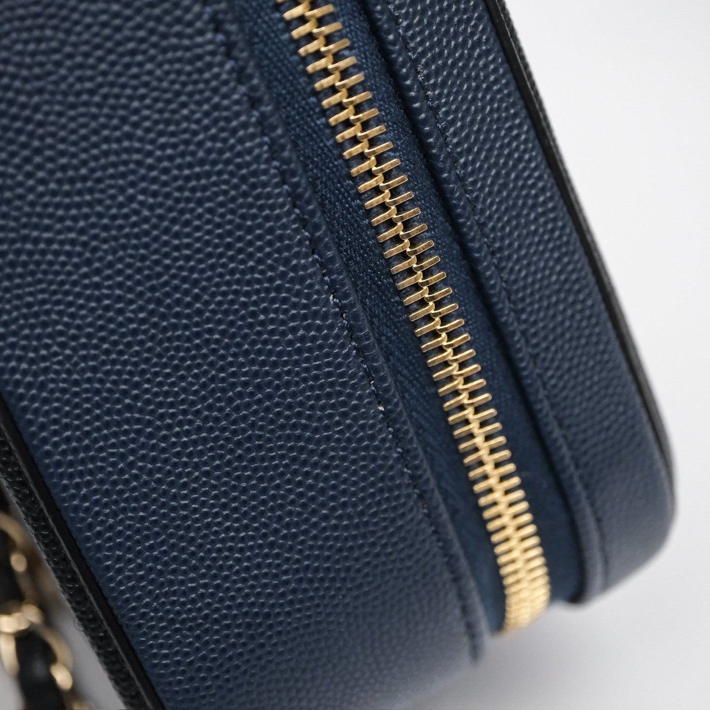 Chanel Quilted Medium CC Filigree Vanity Case Dark Navy Caviar Gold Hardware