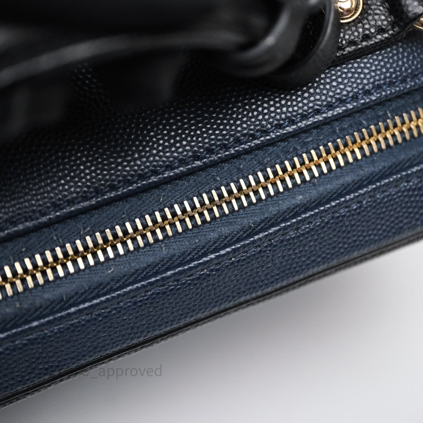 Chanel Quilted Medium CC Filigree Vanity Case Dark Navy Caviar Gold Hardware
