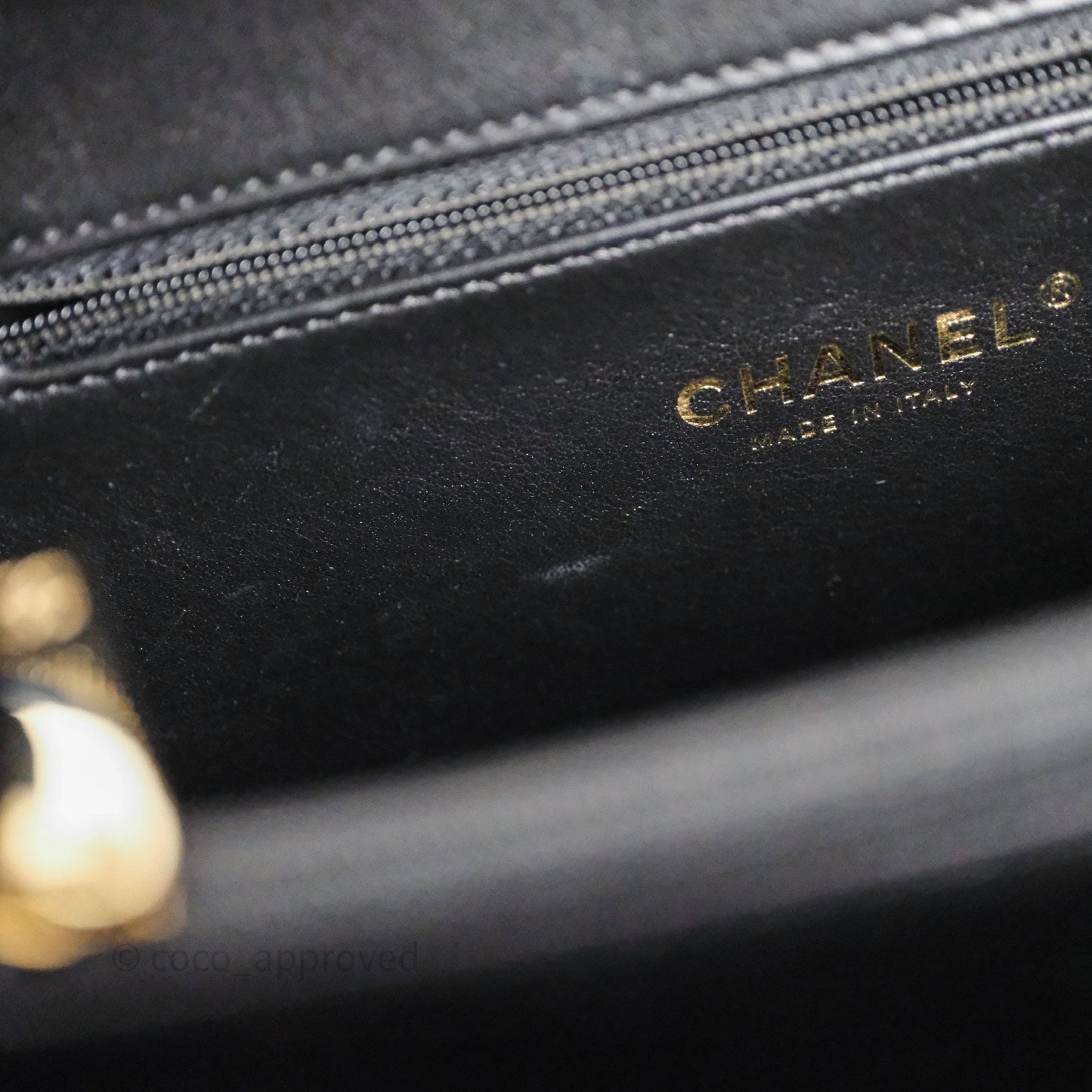 Chanel Quilted Medium CC Filigree Vanity Case Dark Navy Caviar Gold Hardware