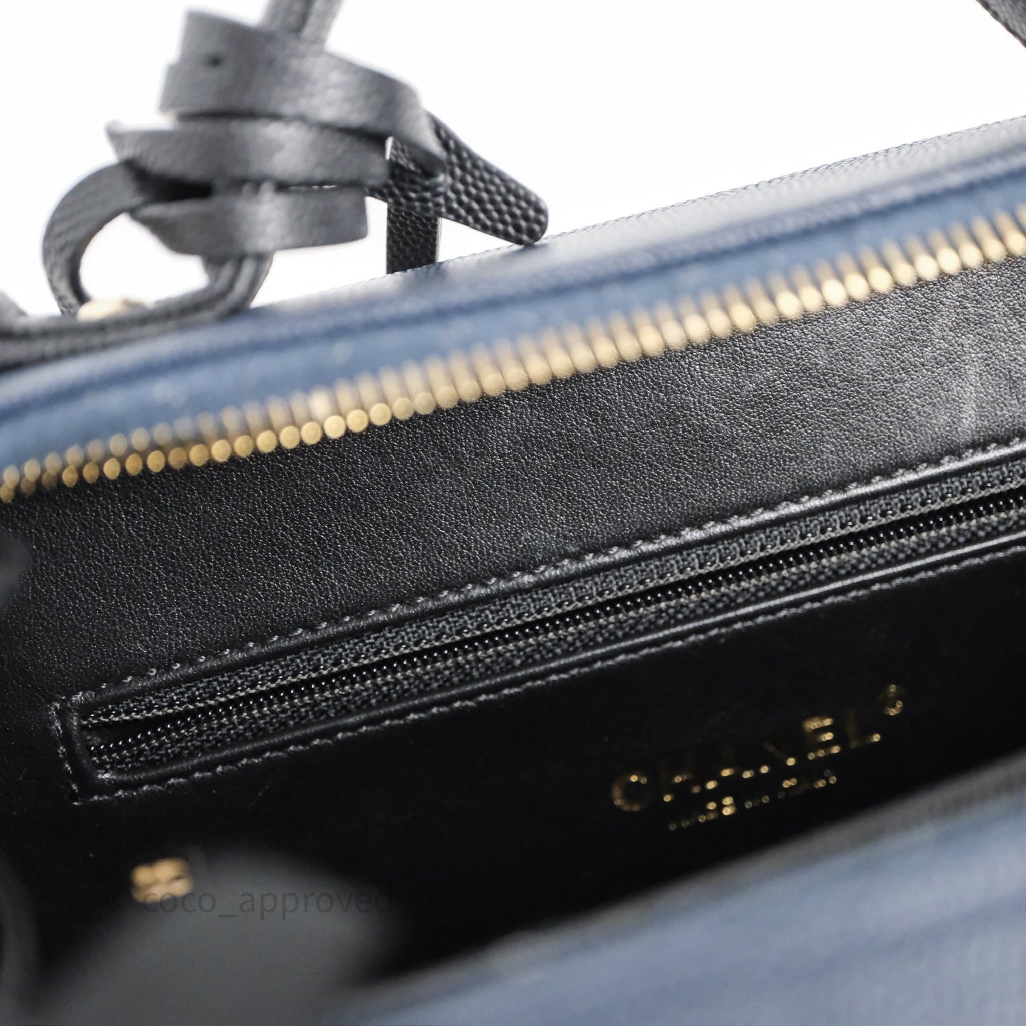 Chanel Quilted Medium CC Filigree Vanity Case Dark Navy Caviar Gold Hardware
