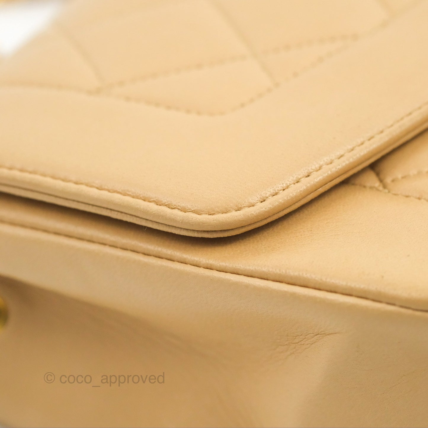 Chanel Vintage Small Quilted Classic Diana Flap Bag Beige Lambskin 24K Gold Hardware