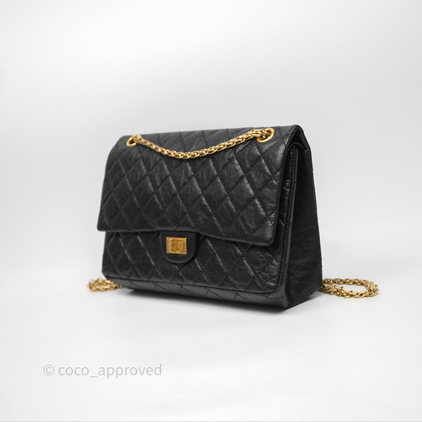 Chanel Reissue 226 Quilted Aged Calfskin Black Aged Gold Hardware