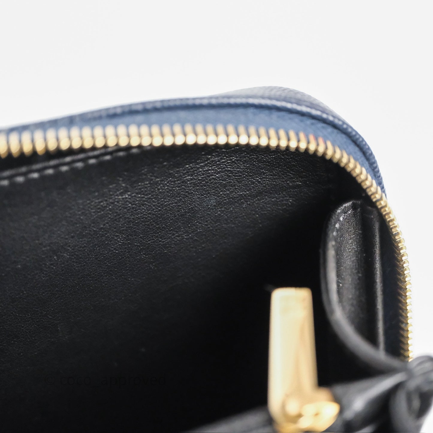 Chanel Quilted Medium CC Filigree Vanity Case Dark Navy Caviar Gold Hardware