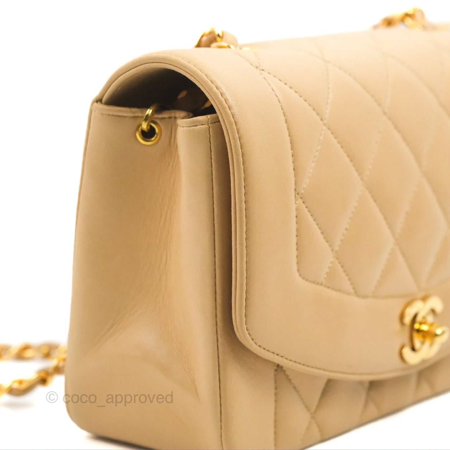 Chanel Vintage Small Quilted Classic Diana Flap Bag Beige Lambskin 24K Gold Hardware