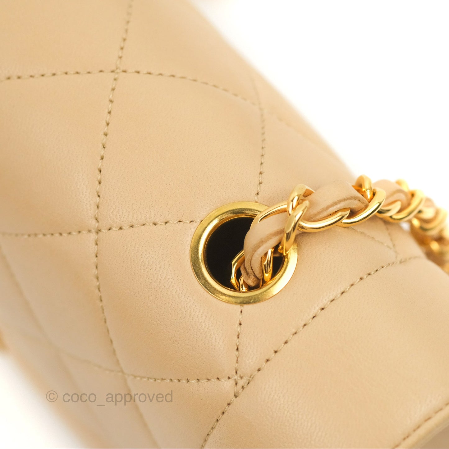Chanel Vintage Small Quilted Classic Diana Flap Bag Beige Lambskin 24K Gold Hardware