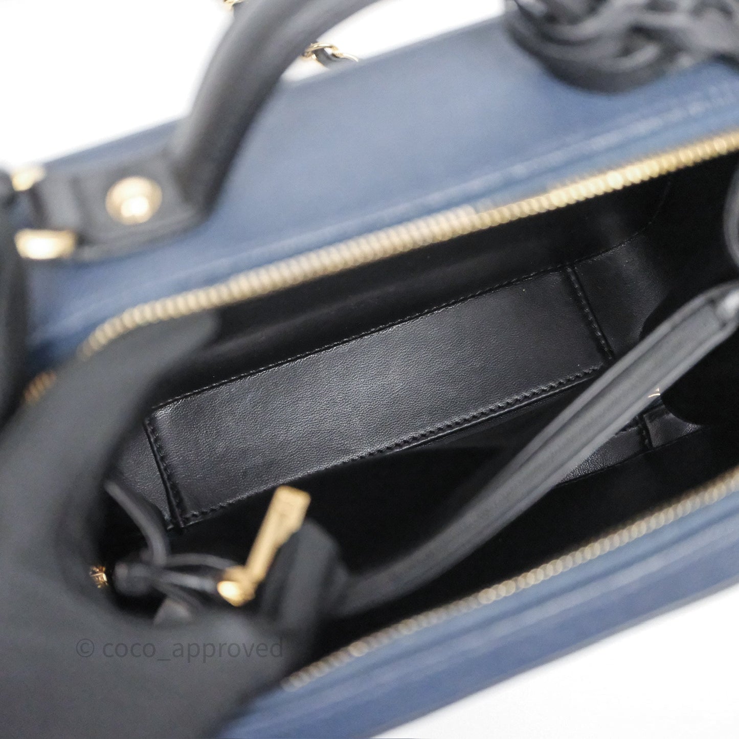 Chanel Quilted Medium CC Filigree Vanity Case Dark Navy Caviar Gold Hardware