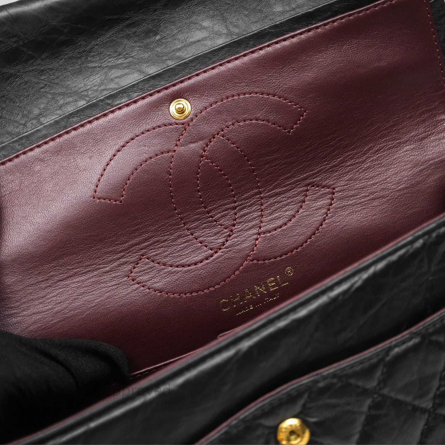 Chanel Reissue 226 Quilted Aged Calfskin Black Aged Gold Hardware
