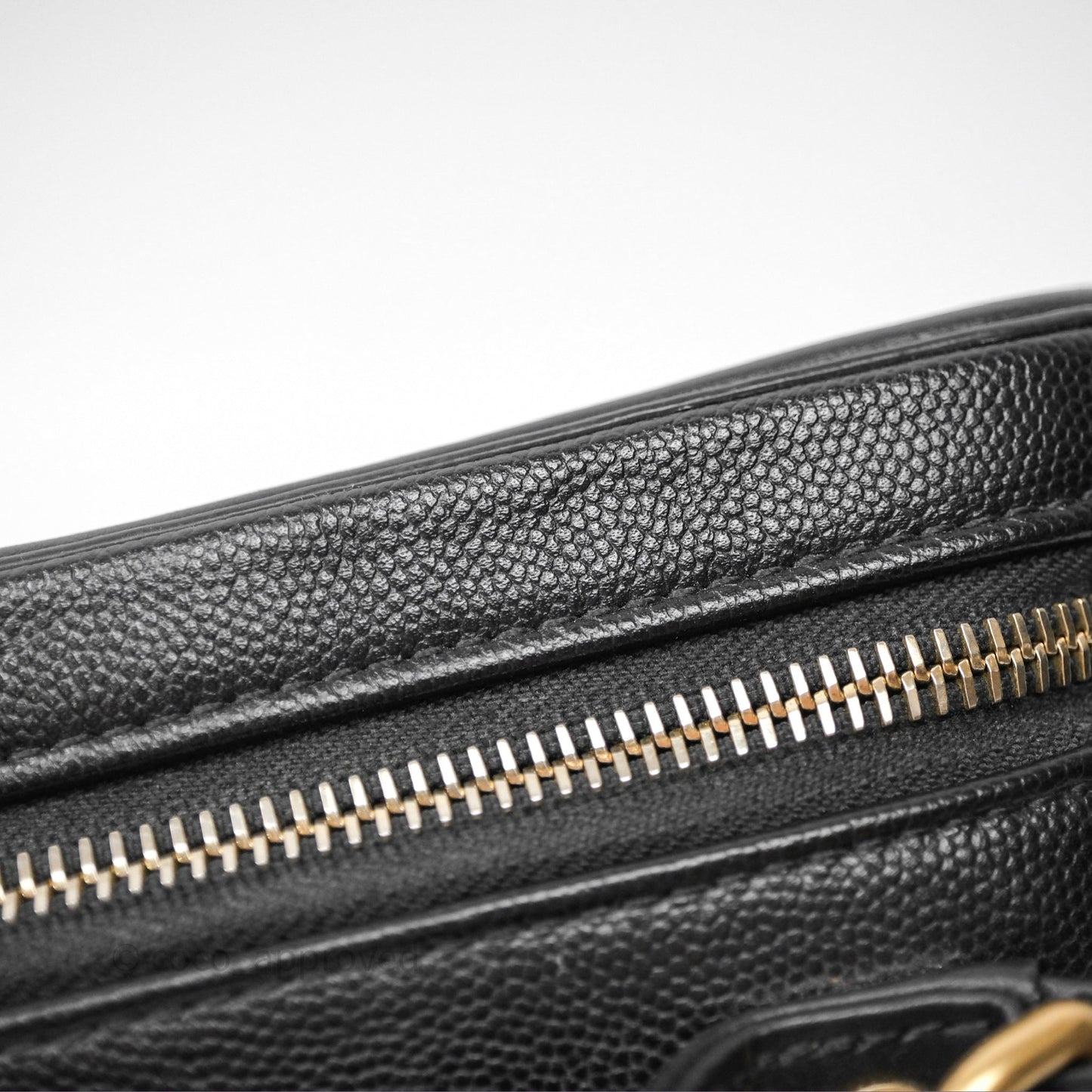 Chanel Quilted Medium CC Filigree Vanity Case Black Caviar Aged Gold Hardware