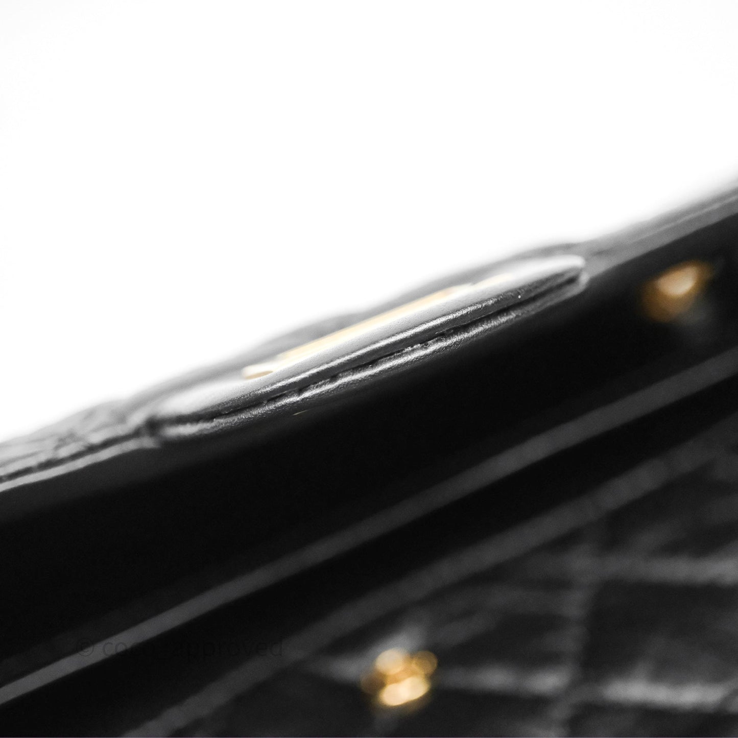 Chanel Reissue 226 Quilted Aged Calfskin Black Aged Gold Hardware
