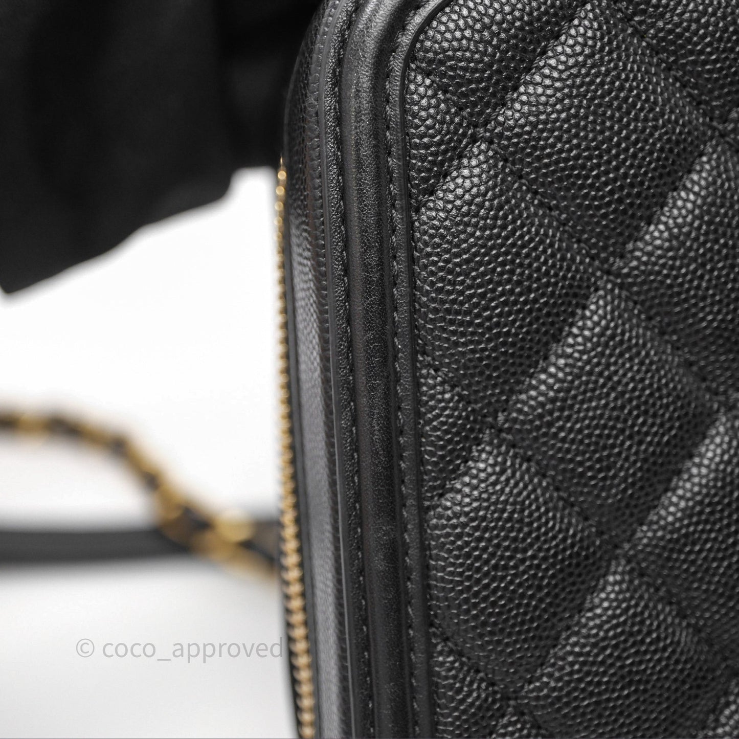 Chanel Quilted Medium CC Filigree Vanity Case Black Caviar Aged Gold Hardware