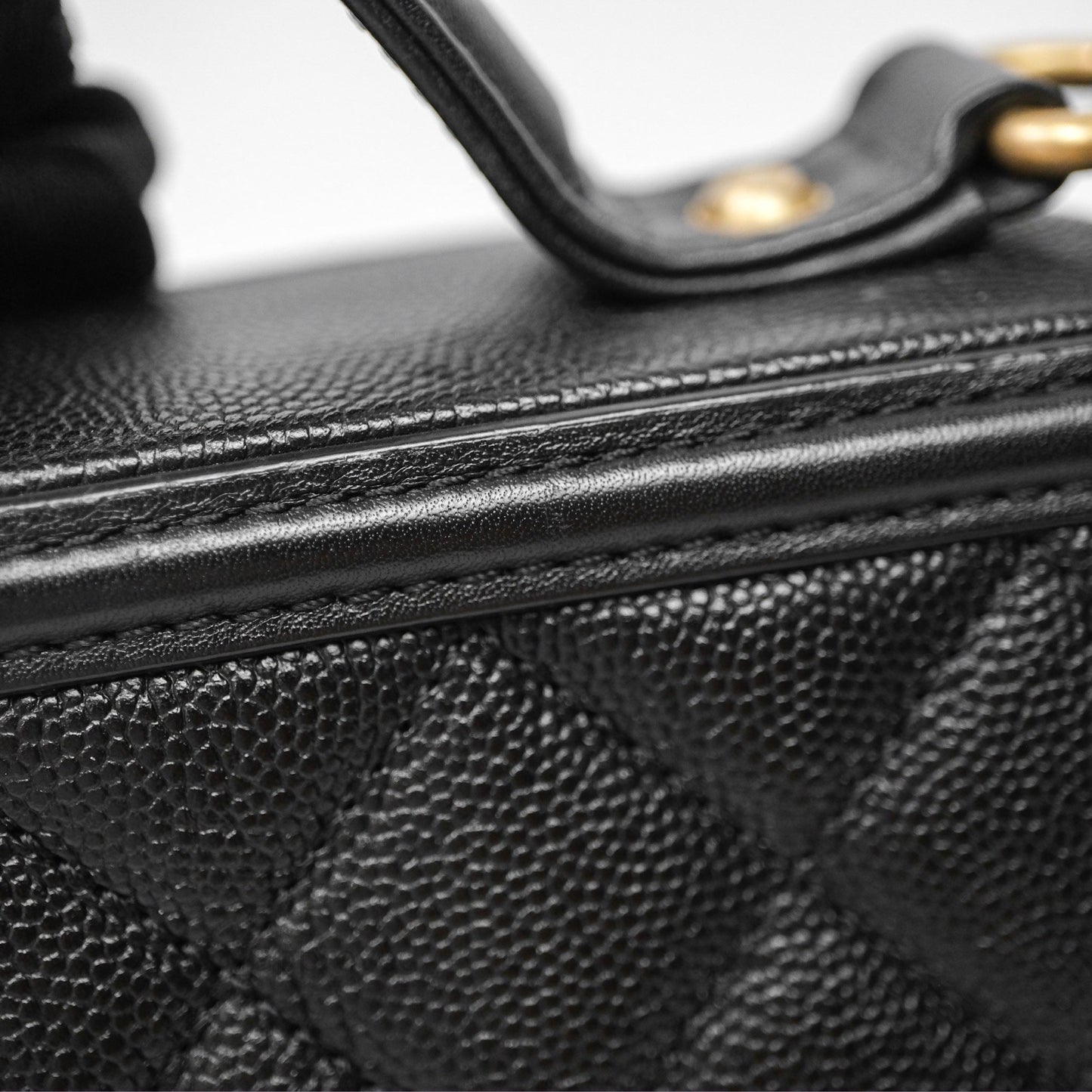 Chanel Quilted Medium CC Filigree Vanity Case Black Caviar Aged Gold Hardware