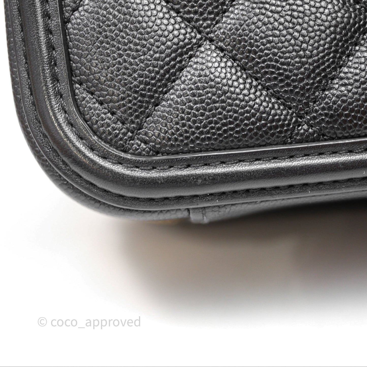 Chanel Quilted Medium CC Filigree Vanity Case Black Caviar Aged Gold Hardware