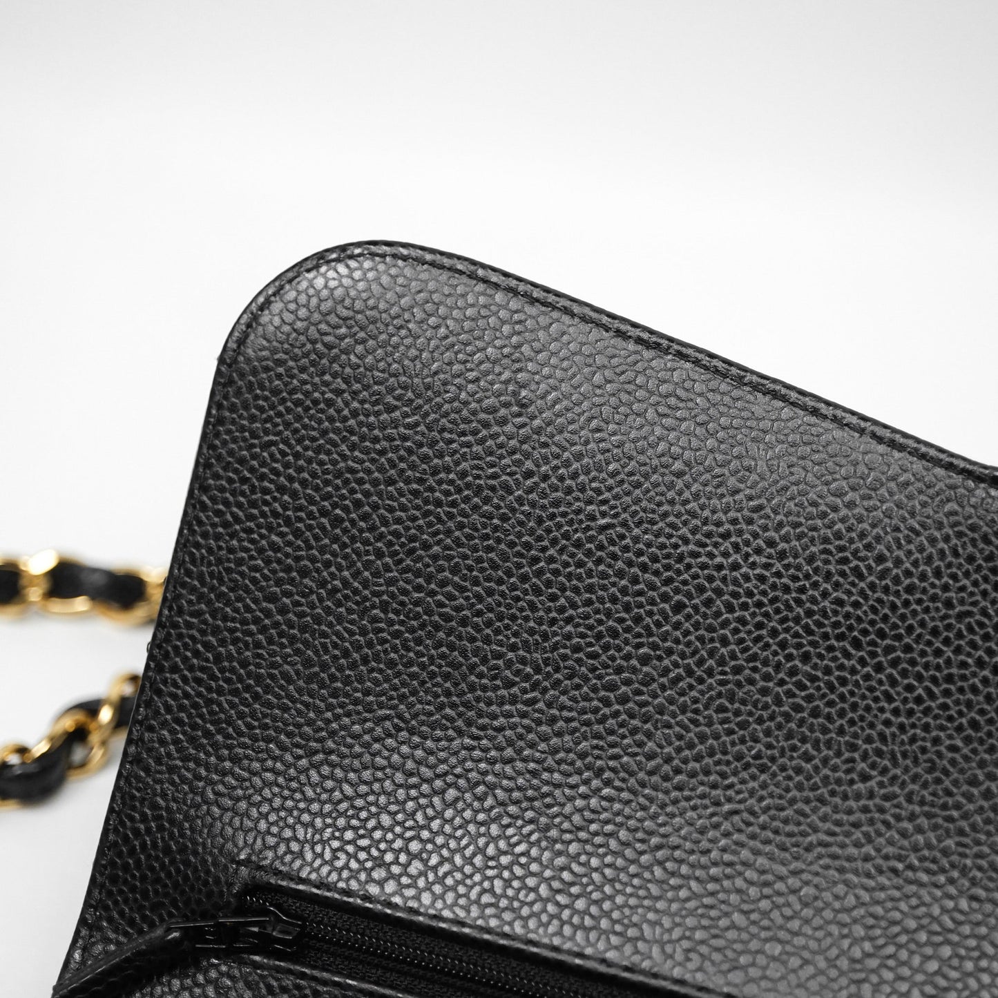 Chanel Jumbo Double Flap Quilted Black Caviar Gold Hardware⁣⁣