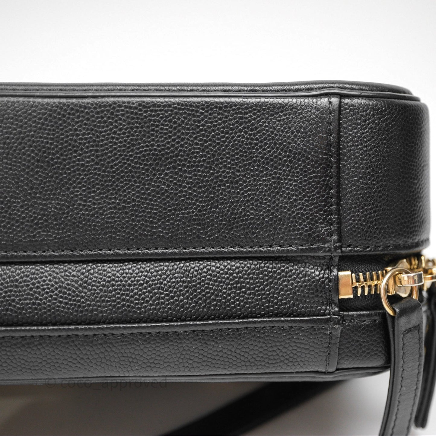 Chanel Quilted Medium CC Filigree Vanity Case Black Caviar Aged Gold Hardware