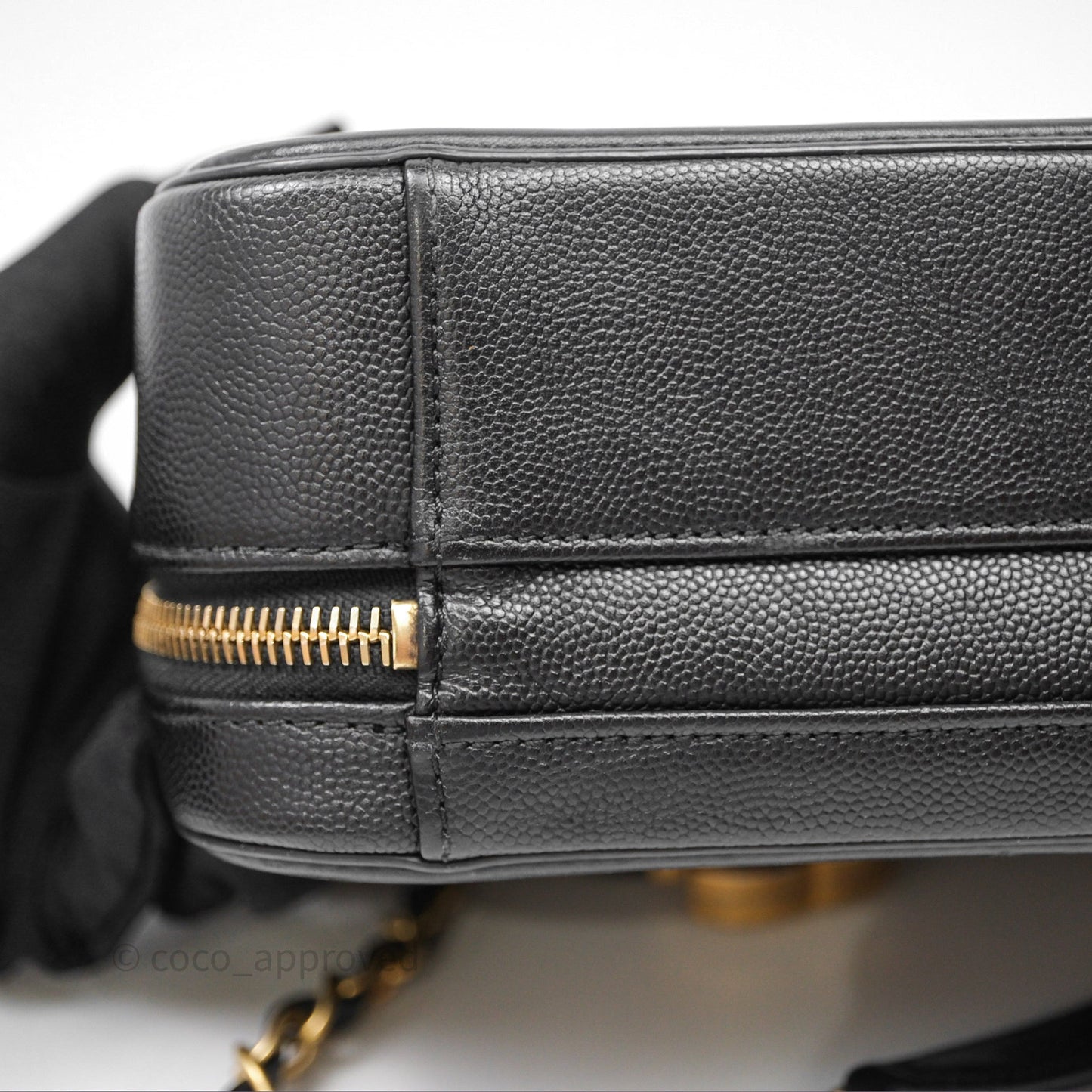 Chanel Quilted Medium CC Filigree Vanity Case Black Caviar Aged Gold Hardware