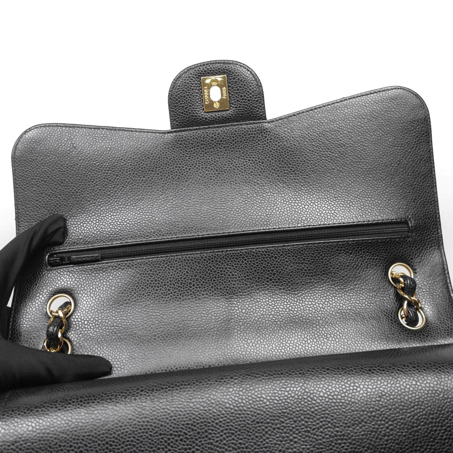 Chanel Jumbo Double Flap Quilted Black Caviar Gold Hardware⁣⁣