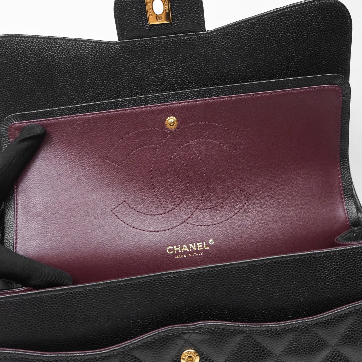Chanel Jumbo Double Flap Quilted Black Caviar Gold Hardware⁣⁣