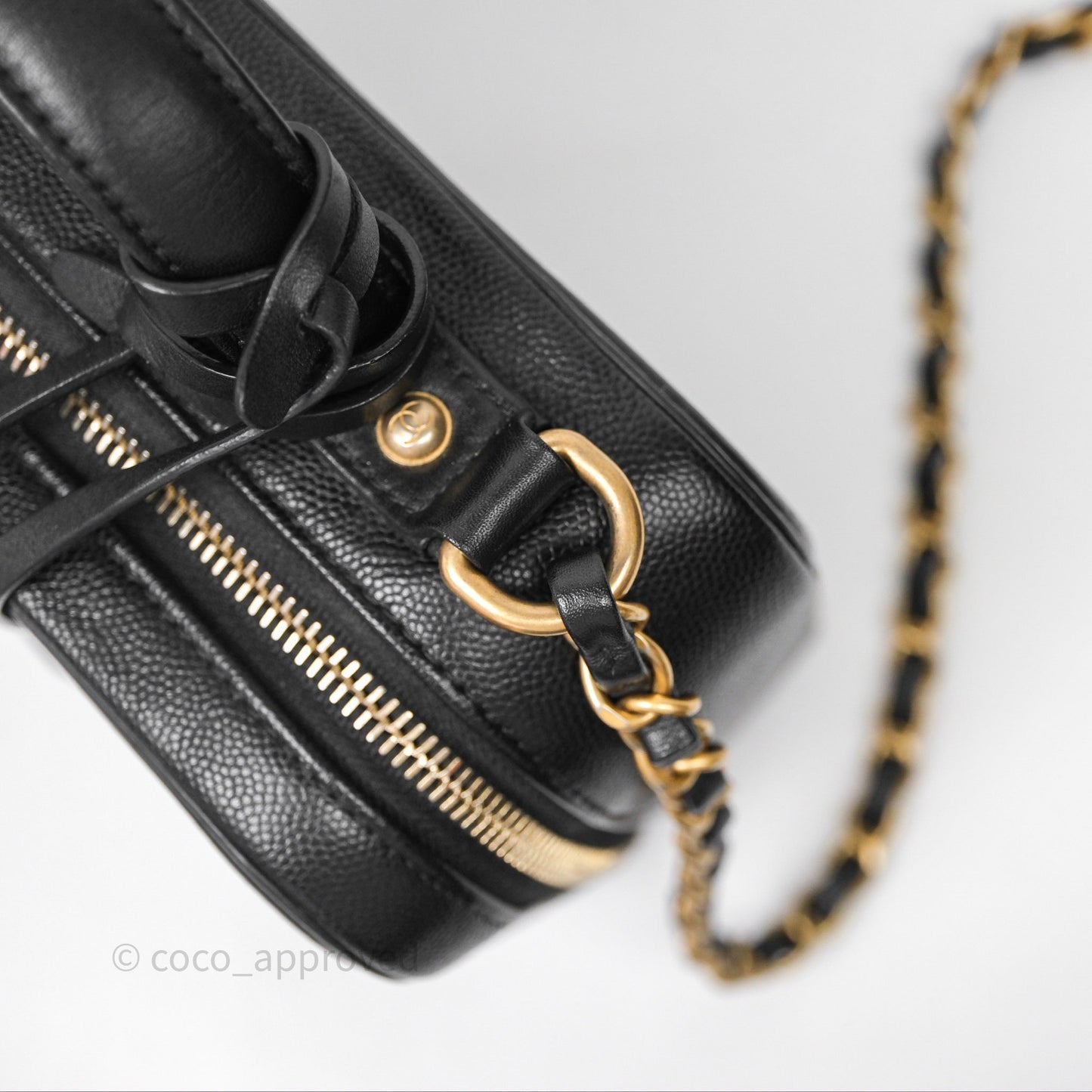 Chanel Quilted Medium CC Filigree Vanity Case Black Caviar Aged Gold Hardware