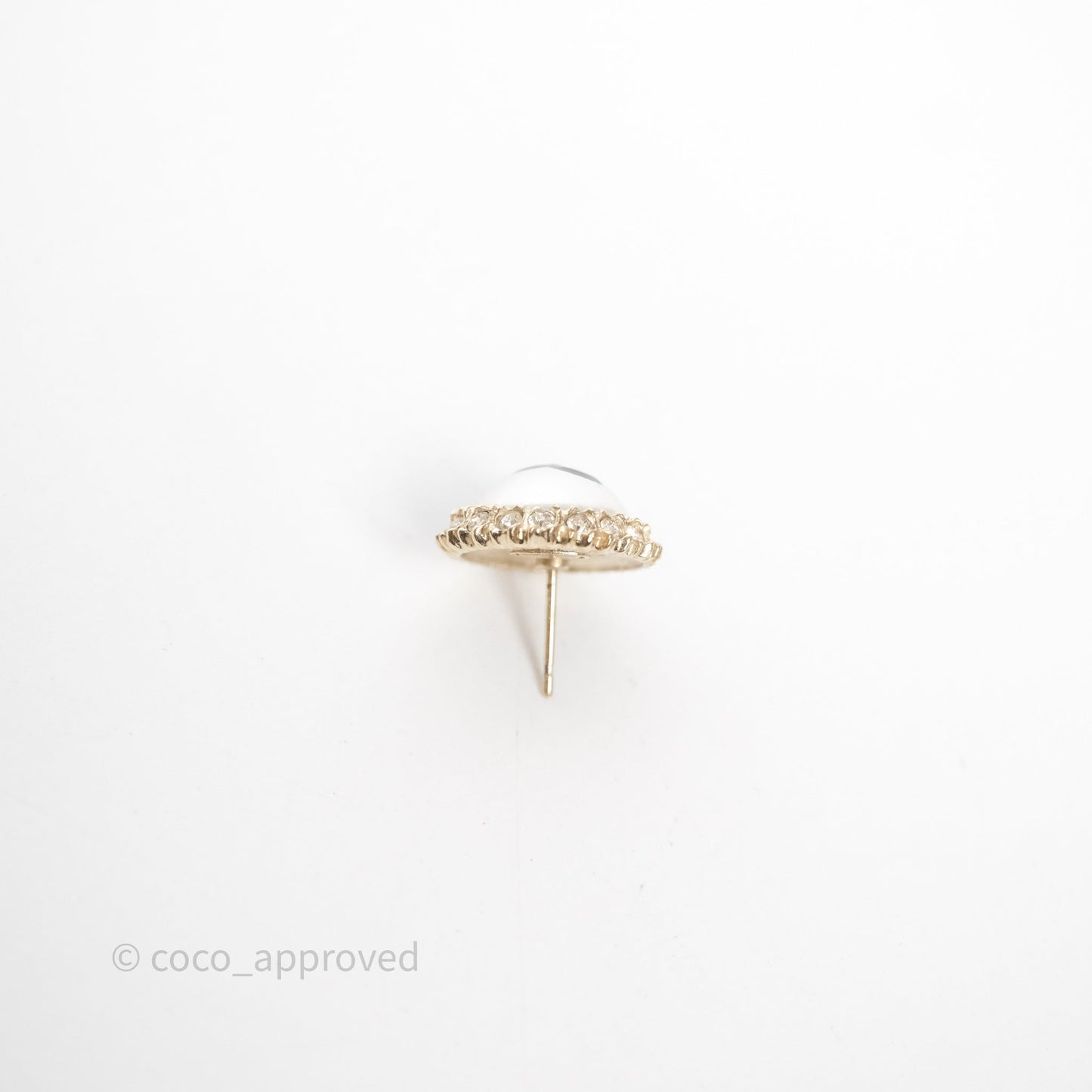 Chanel CC Pearl Crystal Round Earrings Gold Tone 20P