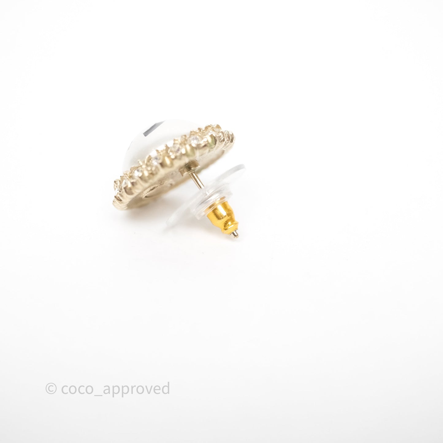 Chanel CC Pearl Crystal Round Earrings Gold Tone 20P