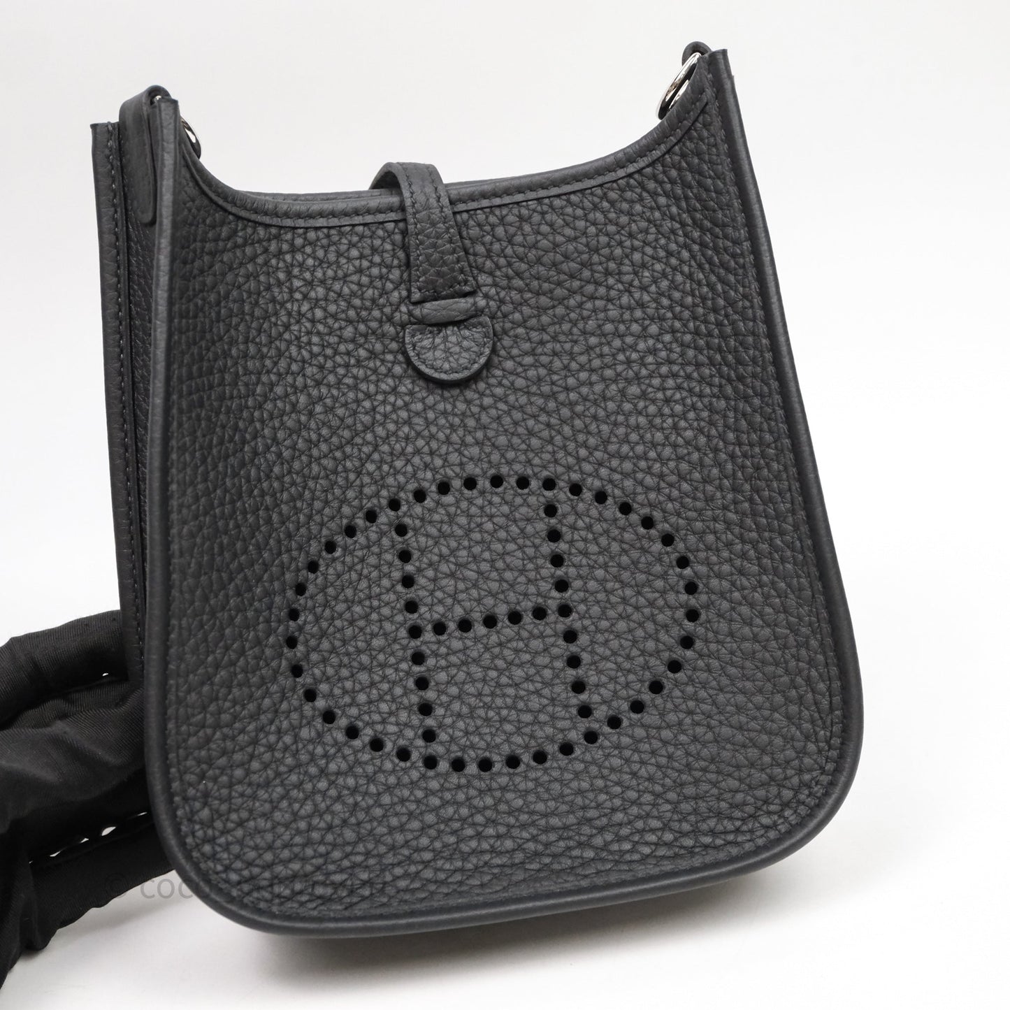 Hermès Mini Evelyne 16 Noir 89 Clemence Palladium Hardware