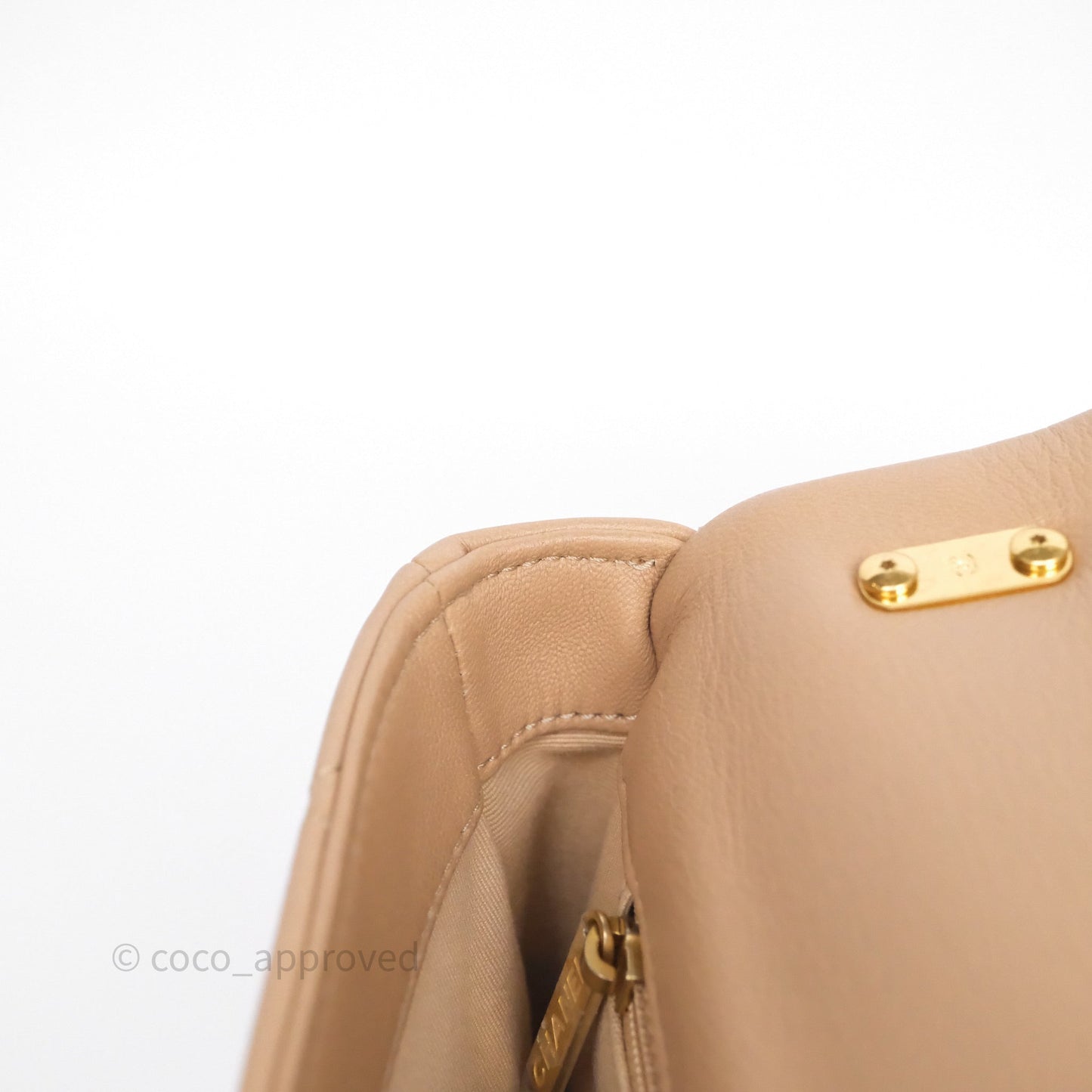 Chanel Small Chunky Chain Flap Bag Lambskin Beige Aged Gold Hardware 22S