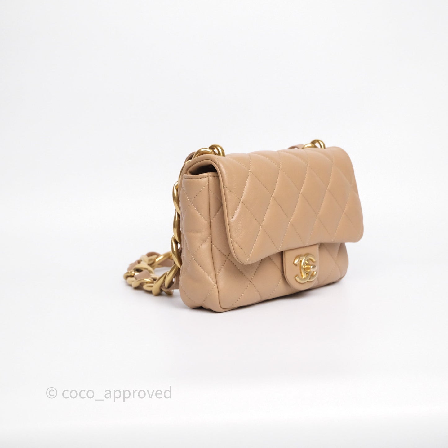 Chanel Small Chunky Chain Flap Bag Lambskin Beige Aged Gold Hardware 22S