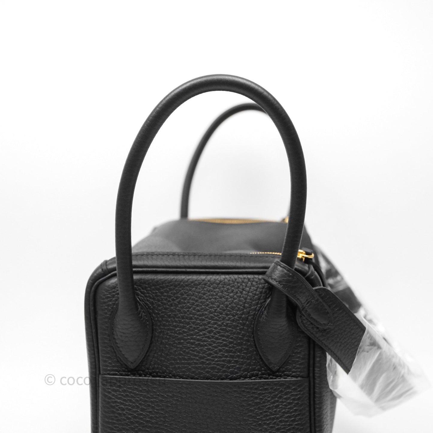 Hermès Lindy 26 Black Noir 89 Clemence Gold Hardware