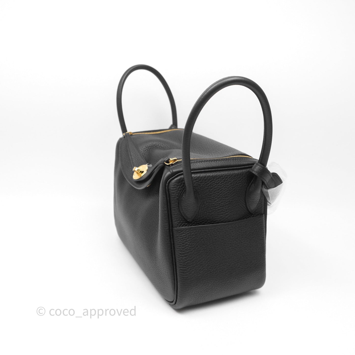 Hermès Lindy 26 Black Noir 89 Clemence Gold Hardware