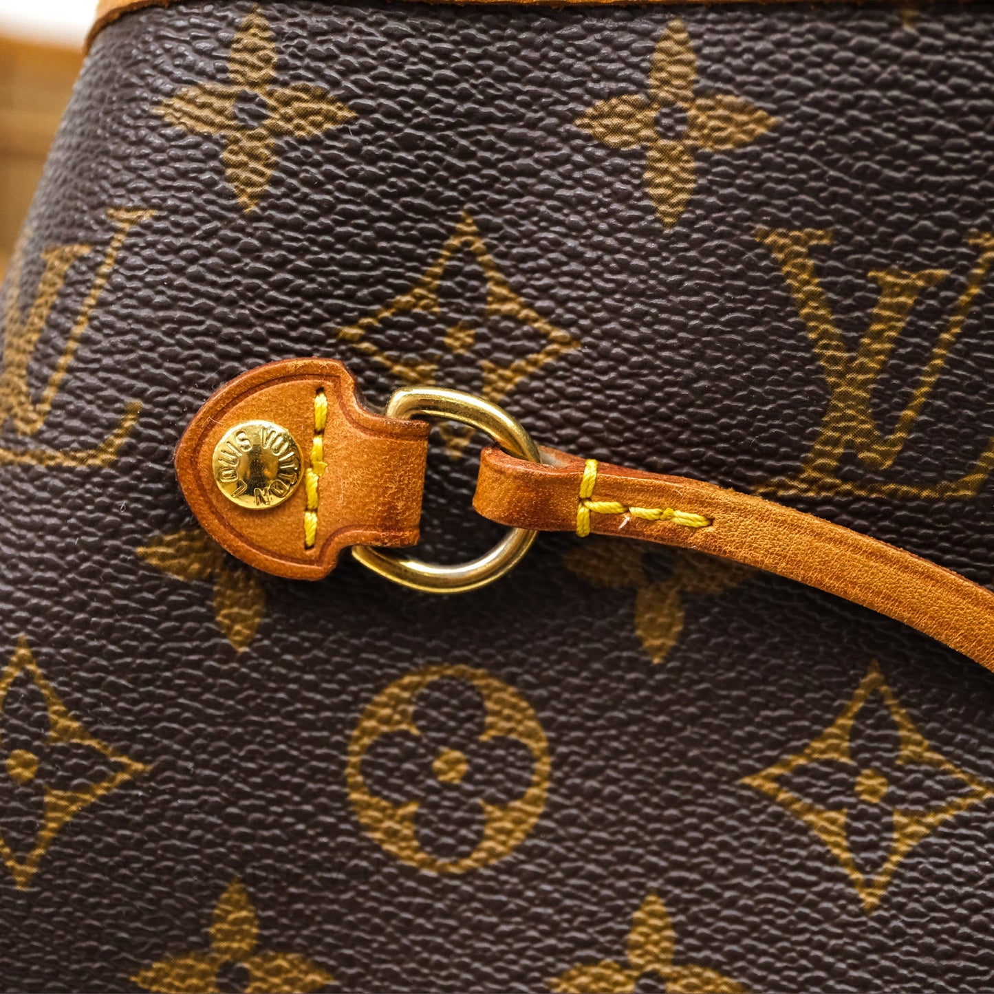 Louis Vuitton Neverfull Tote Bag Monogram Canvas