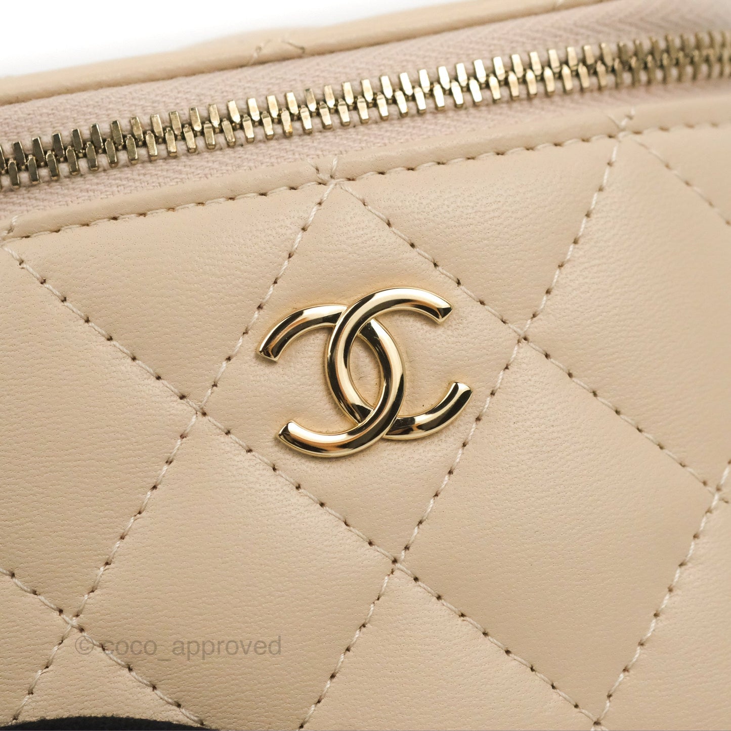 Chanel Mini Top Handle Vanity With Chain Ecru/Beige Lambskin Gold Hardware 23P