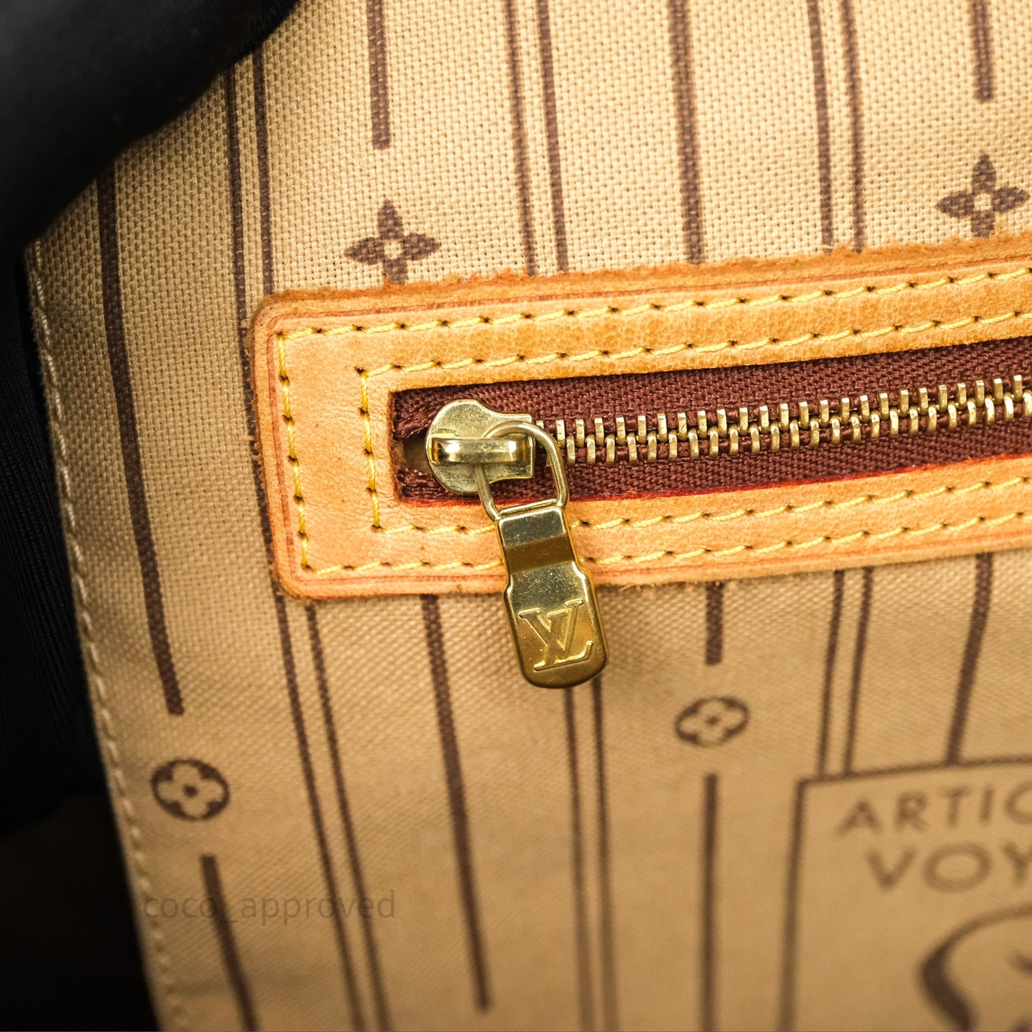 Louis Vuitton Neverfull Tote Bag Monogram Canvas