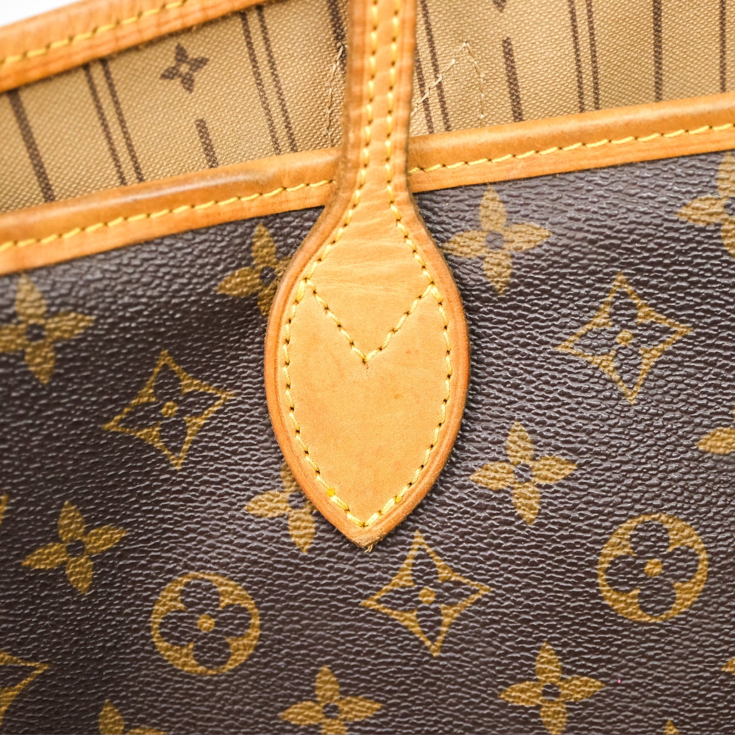 Louis Vuitton Neverfull Tote Bag Monogram Canvas