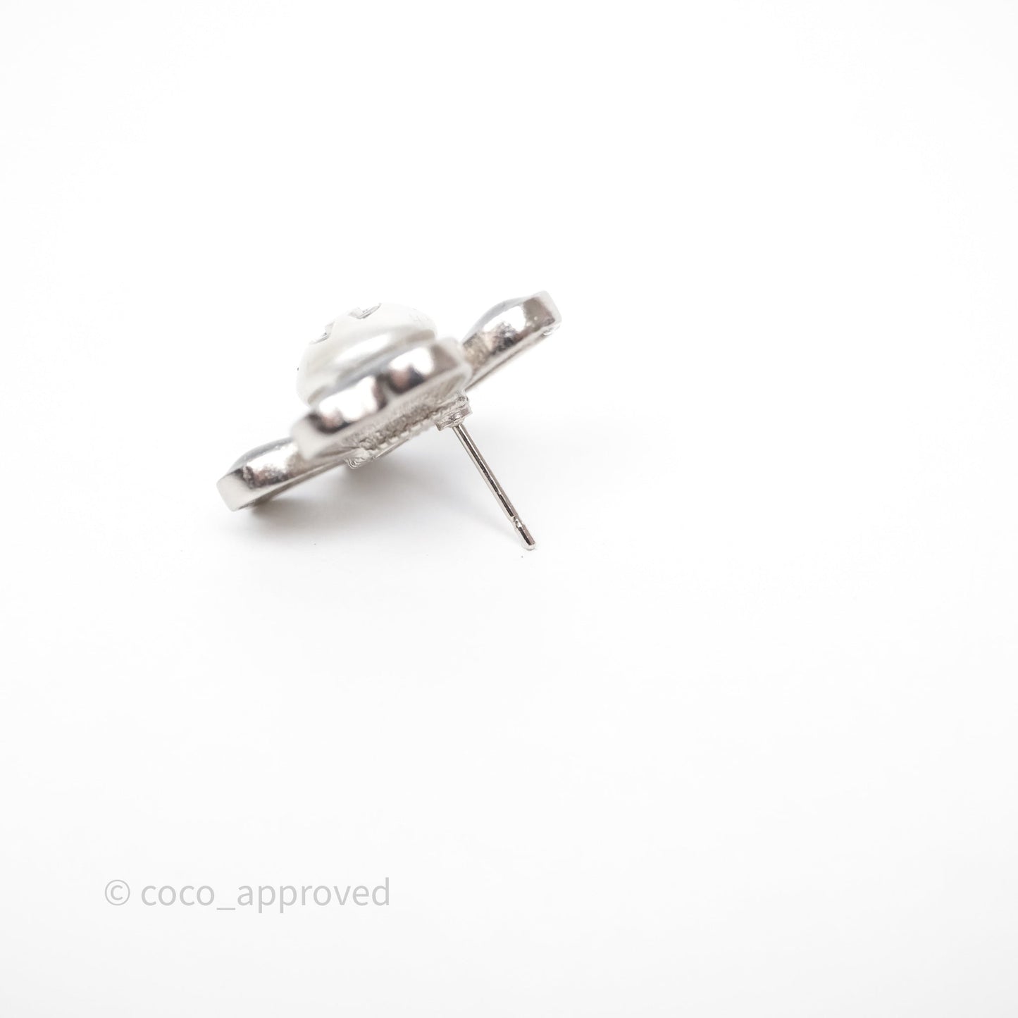 Chanel CC Pearl Black Flower Earrings Silver Tone 21B